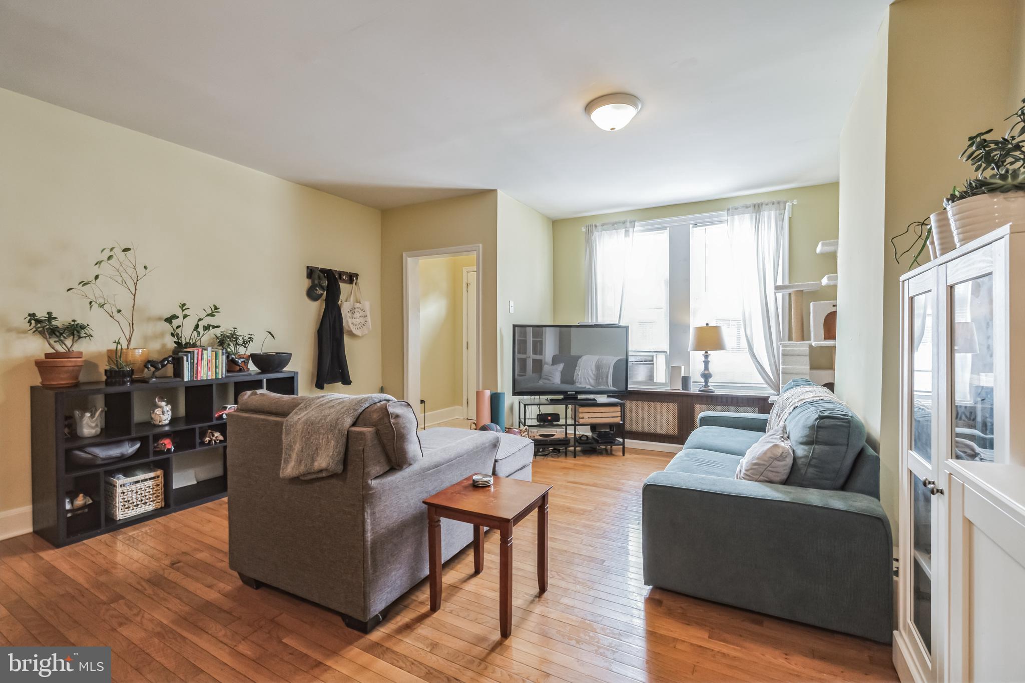 POINT BREEZE - Residential
