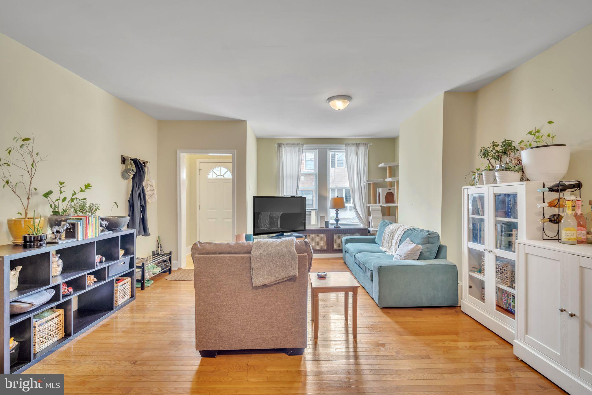 POINT BREEZE - Residential