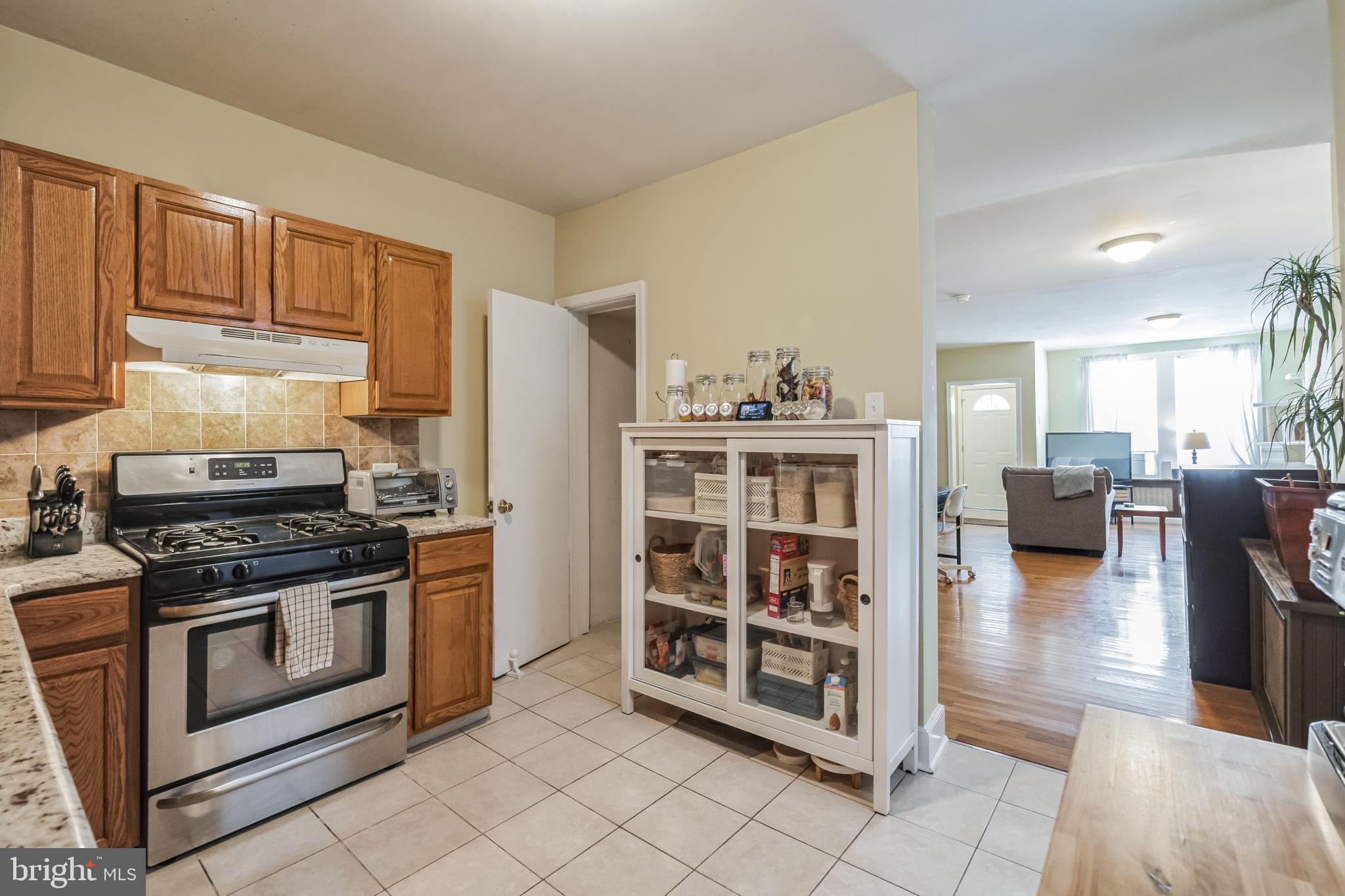 POINT BREEZE - Residential