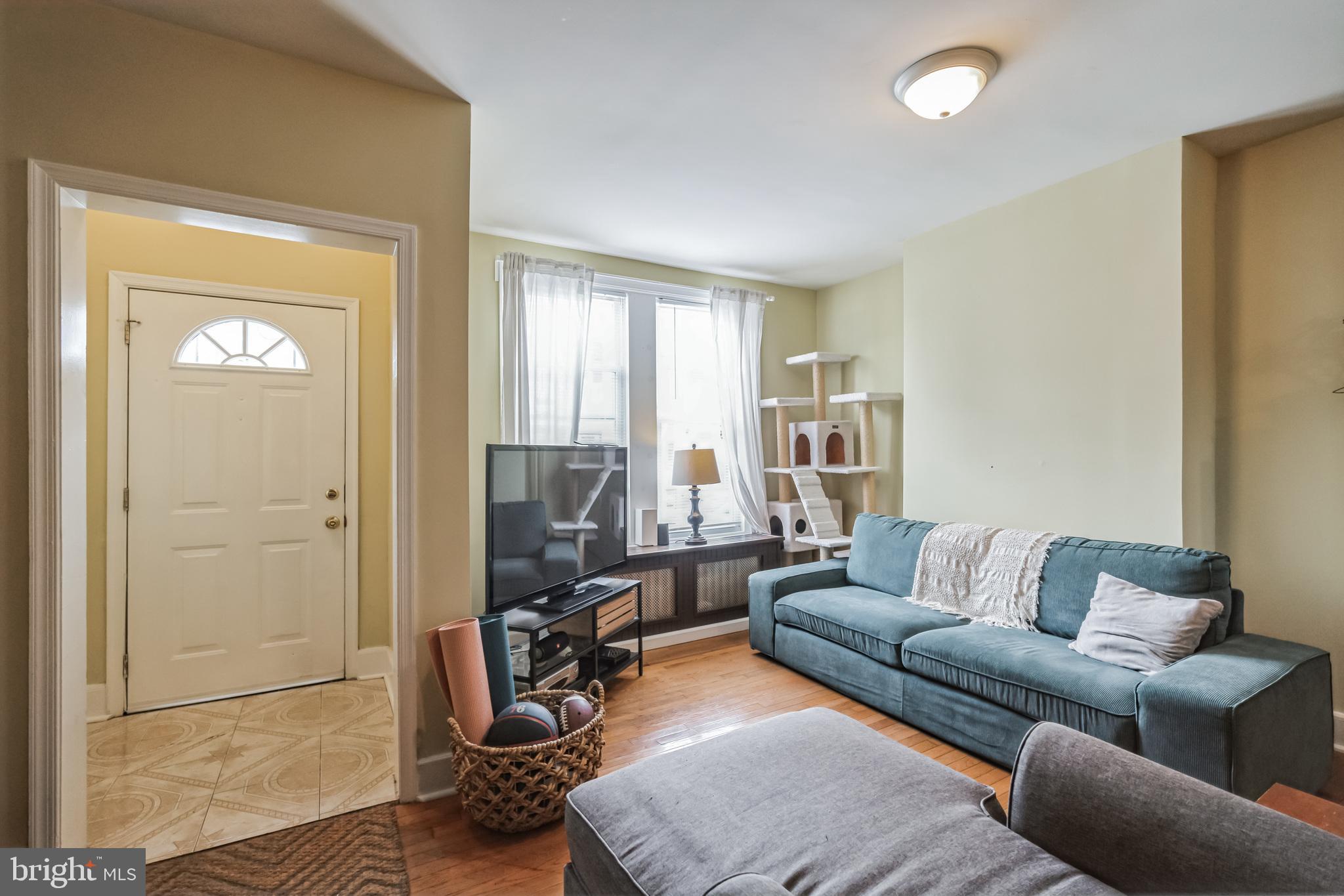 POINT BREEZE - Residential