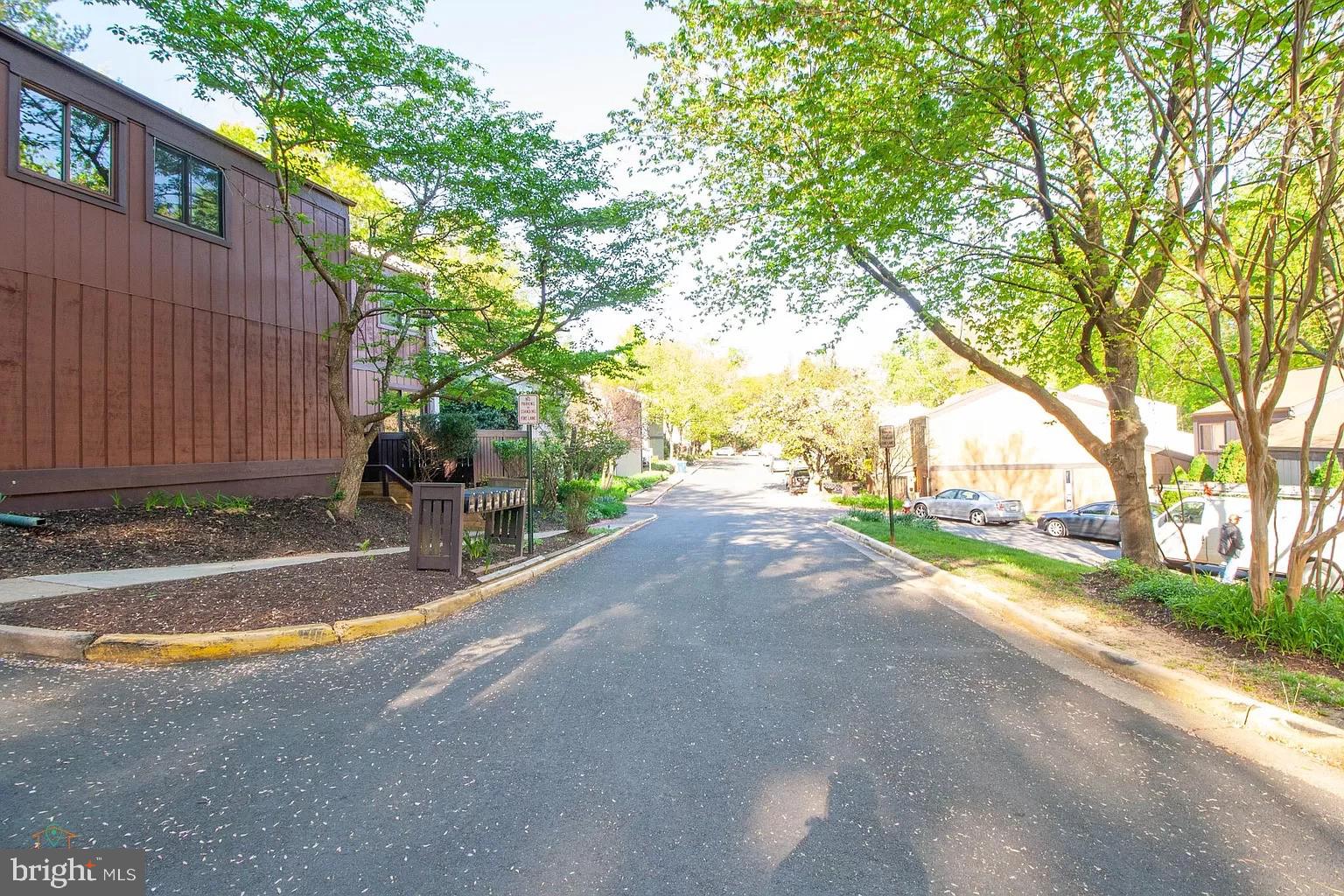 RESTON - Residential Lease
