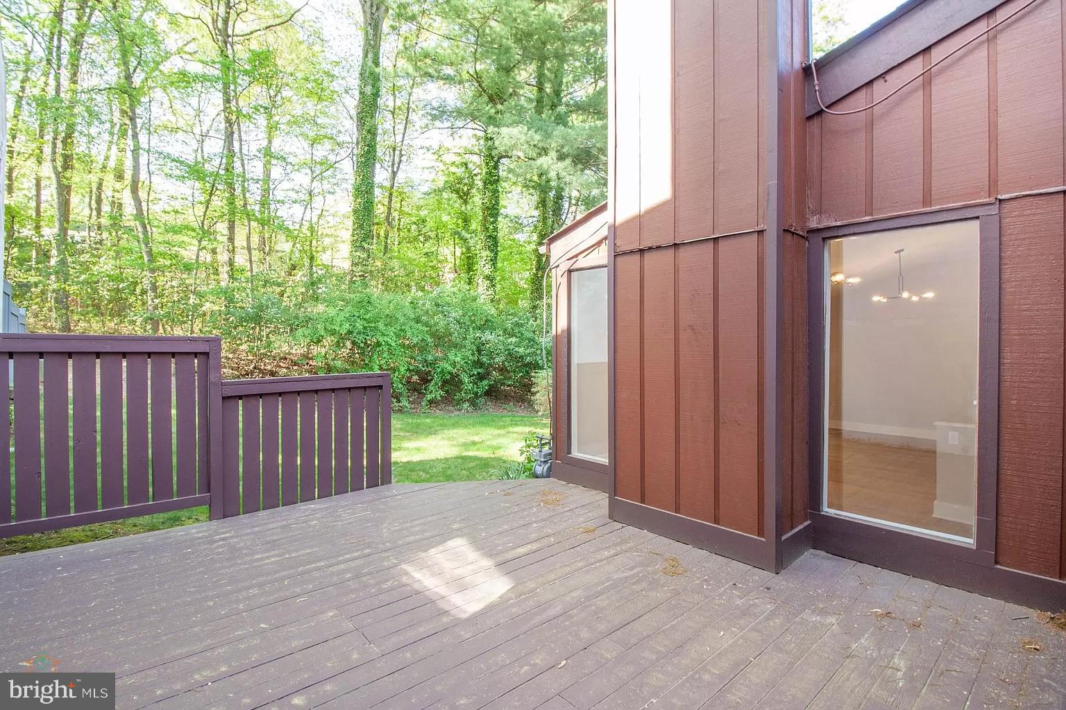 RESTON - Residential Lease