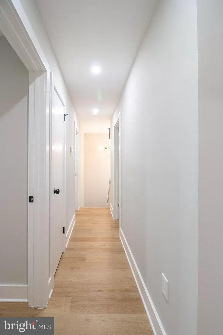 RESTON - Residential Lease