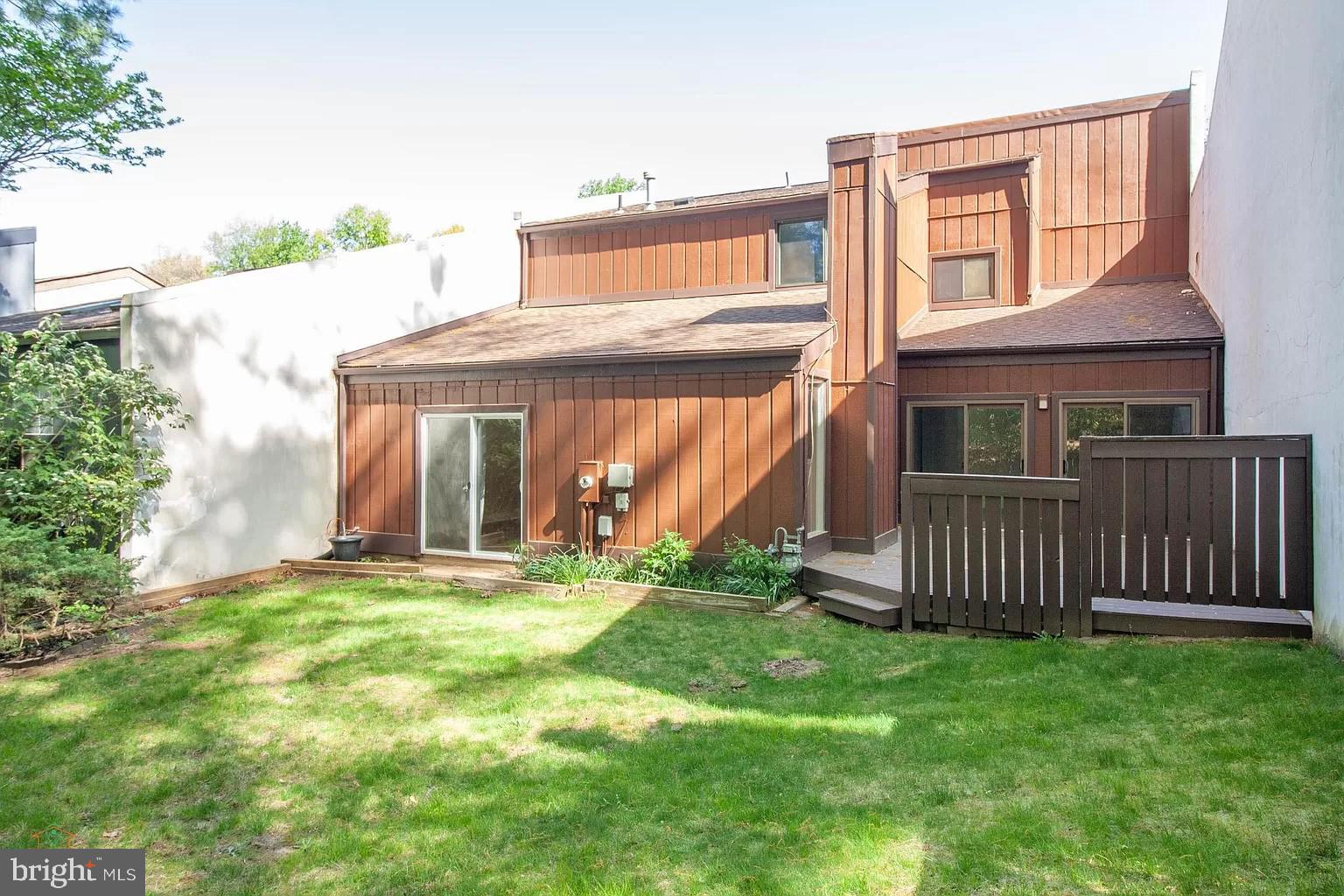 RESTON - Residential Lease
