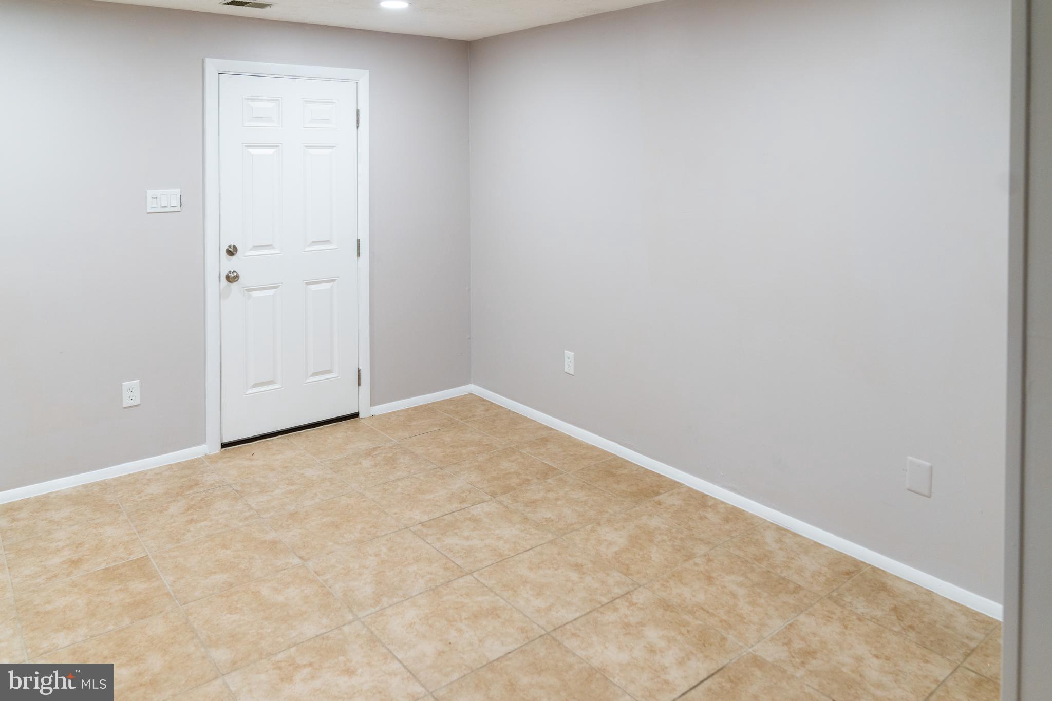SUMMIT WALK - Residential