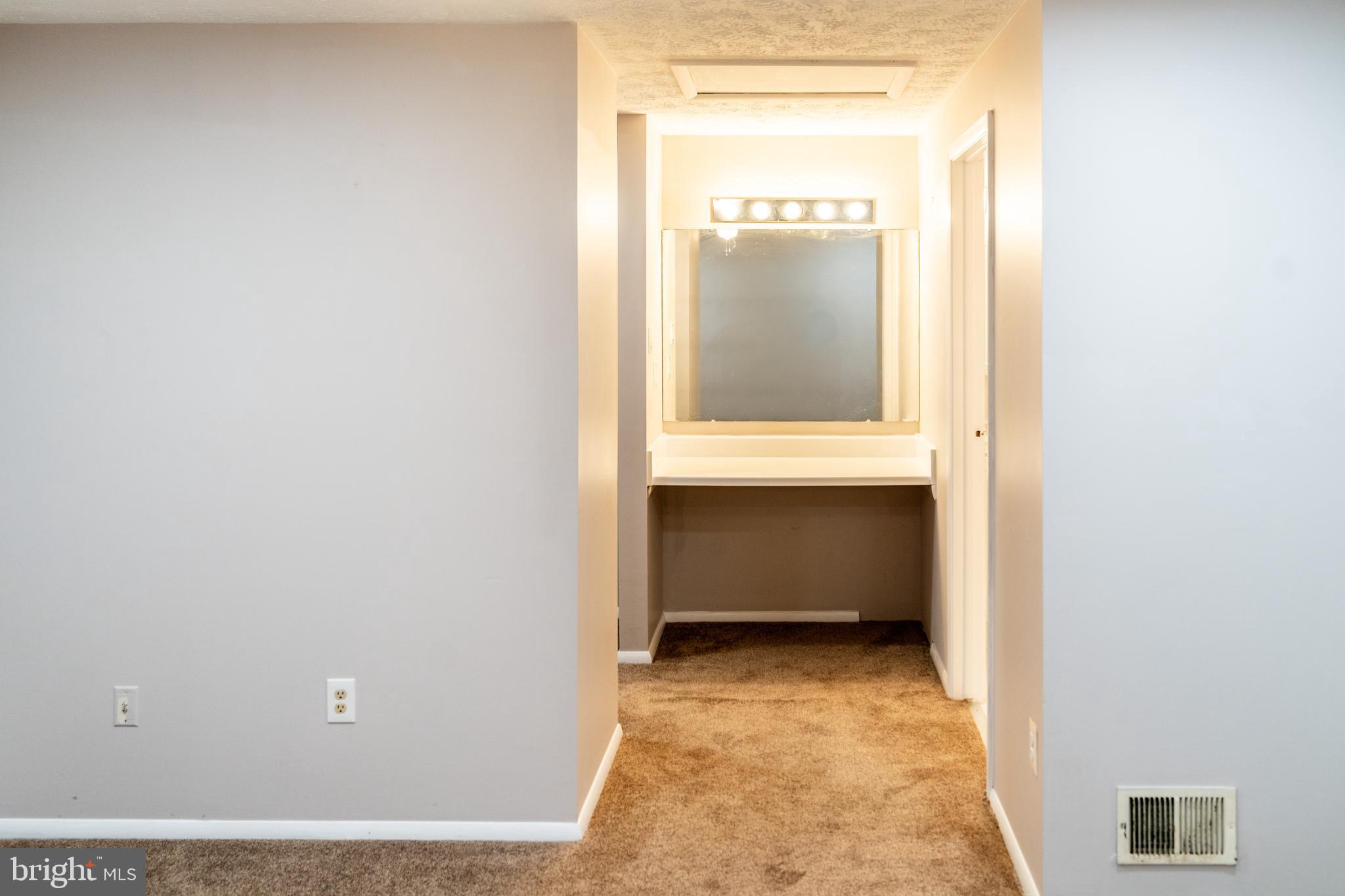 SUMMIT WALK - Residential