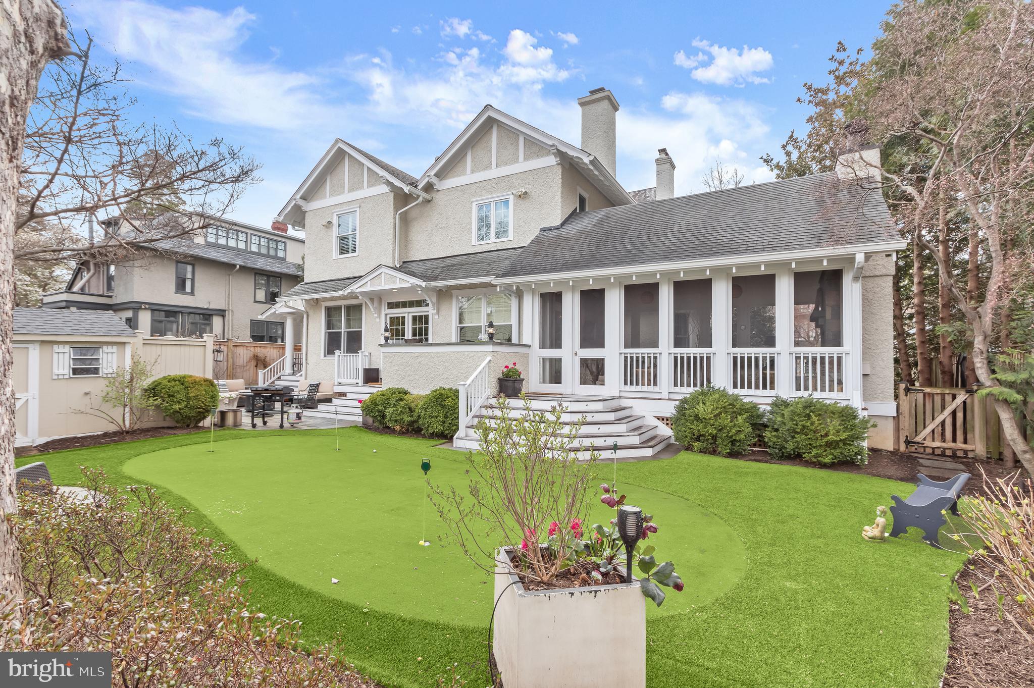 CHEVY CHASE - Residential
