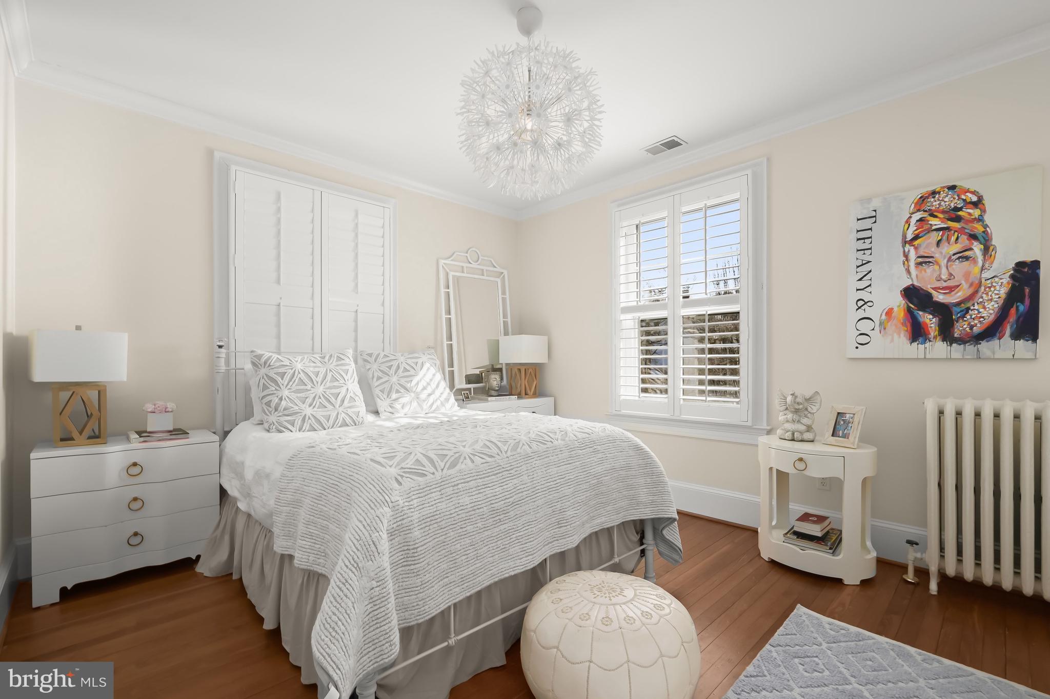 CHEVY CHASE - Residential