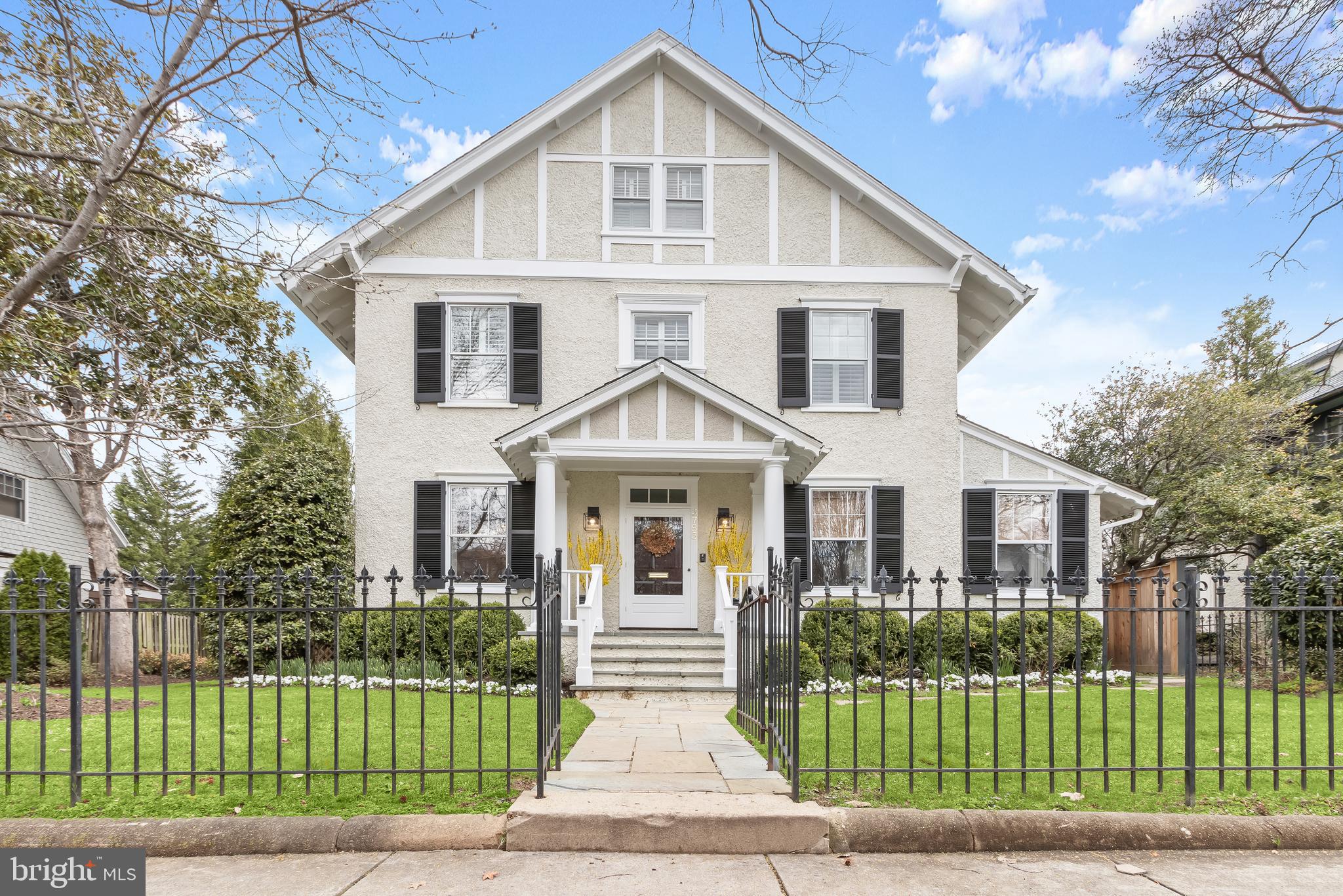 CHEVY CHASE - Residential