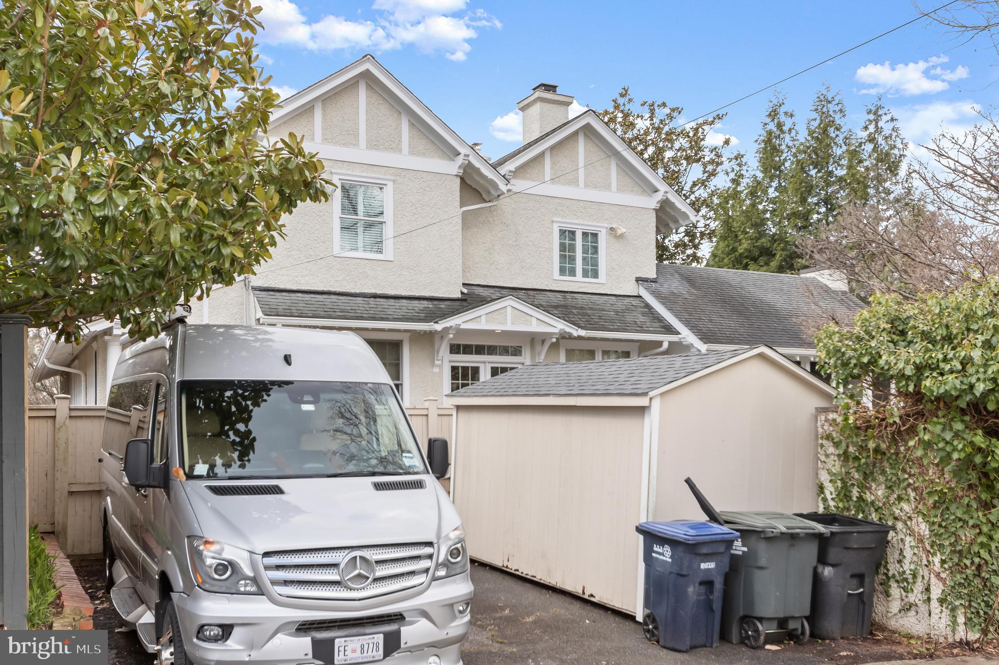 CHEVY CHASE - Residential