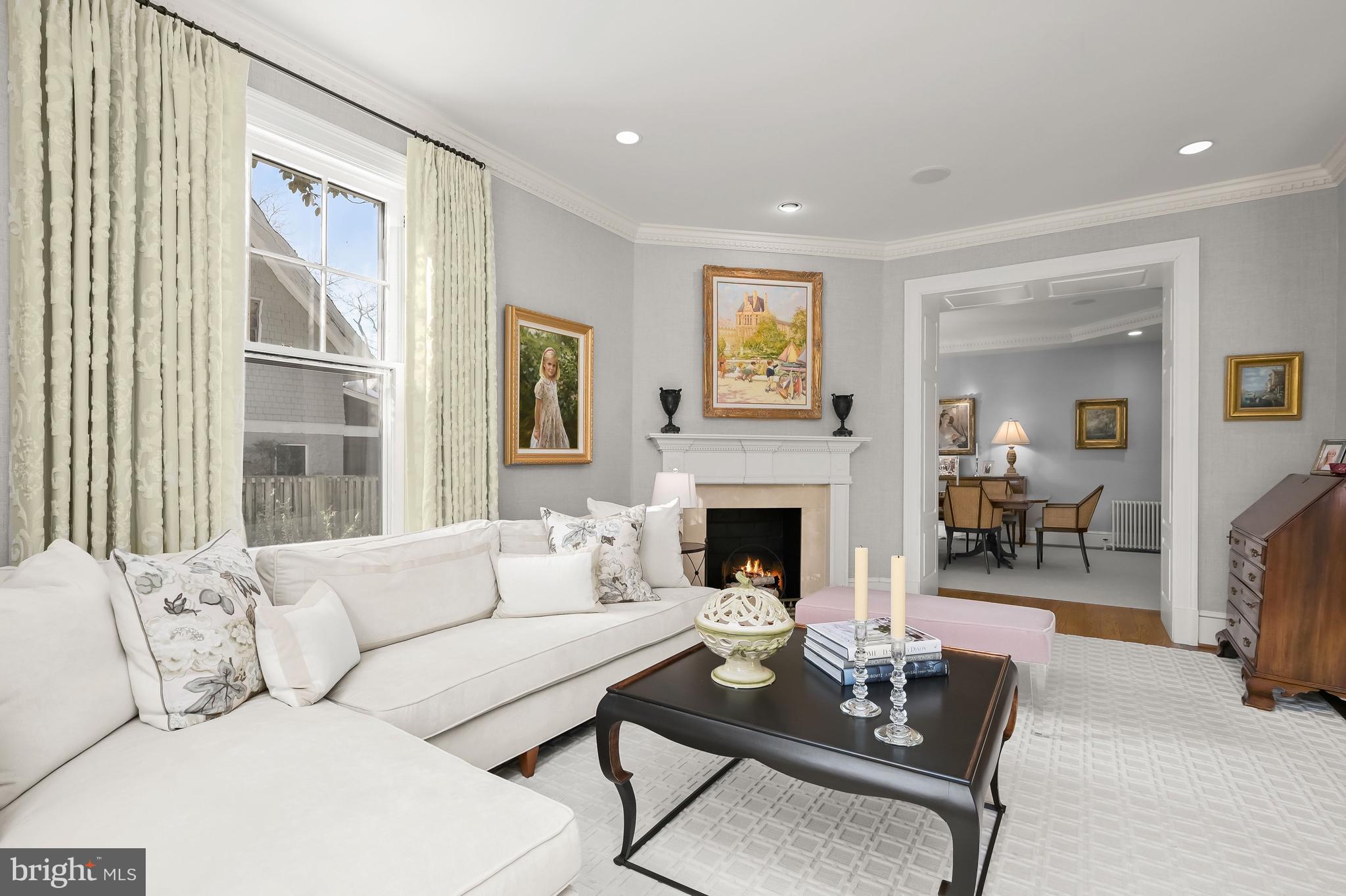 CHEVY CHASE - Residential