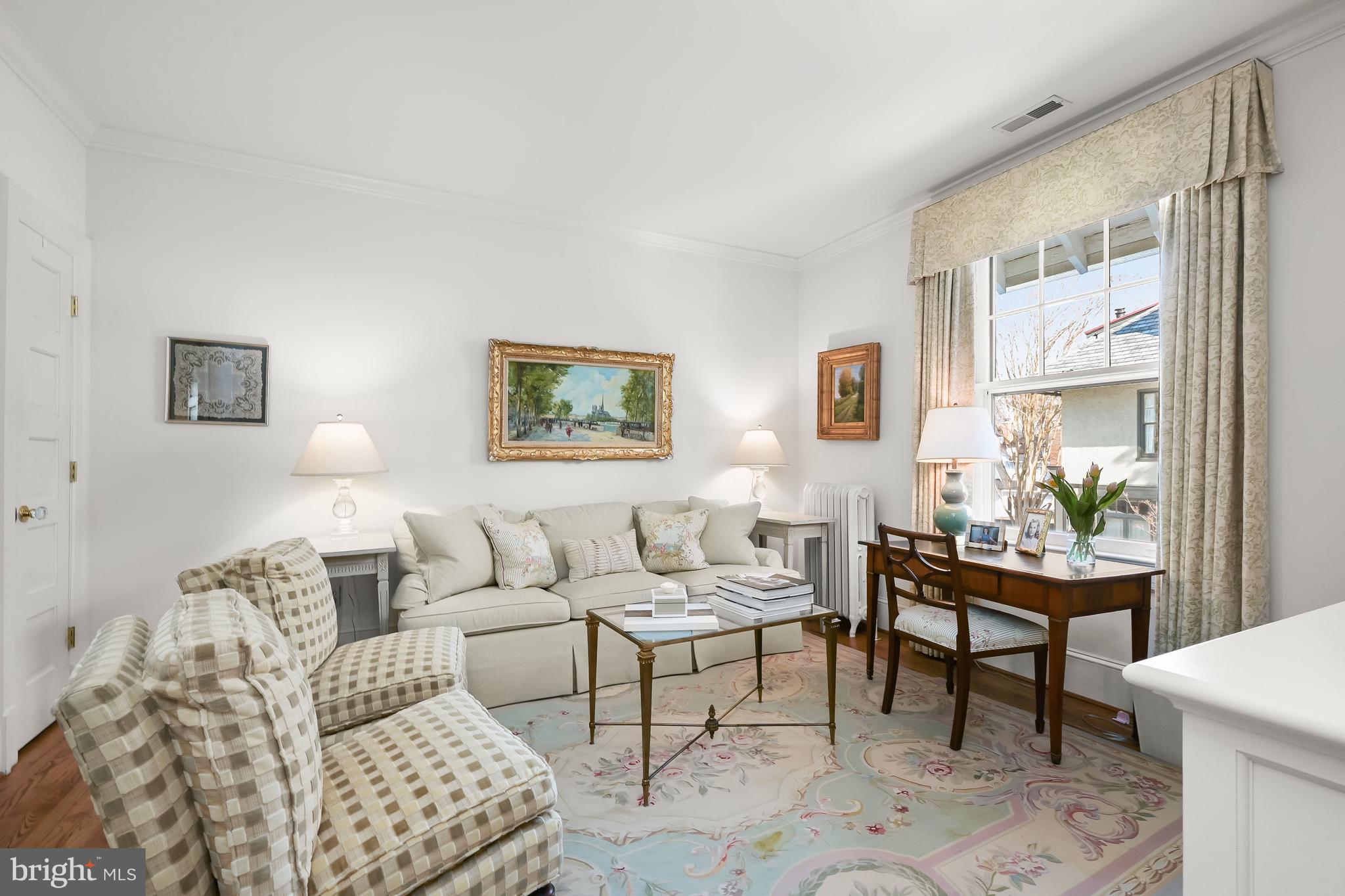 CHEVY CHASE - Residential