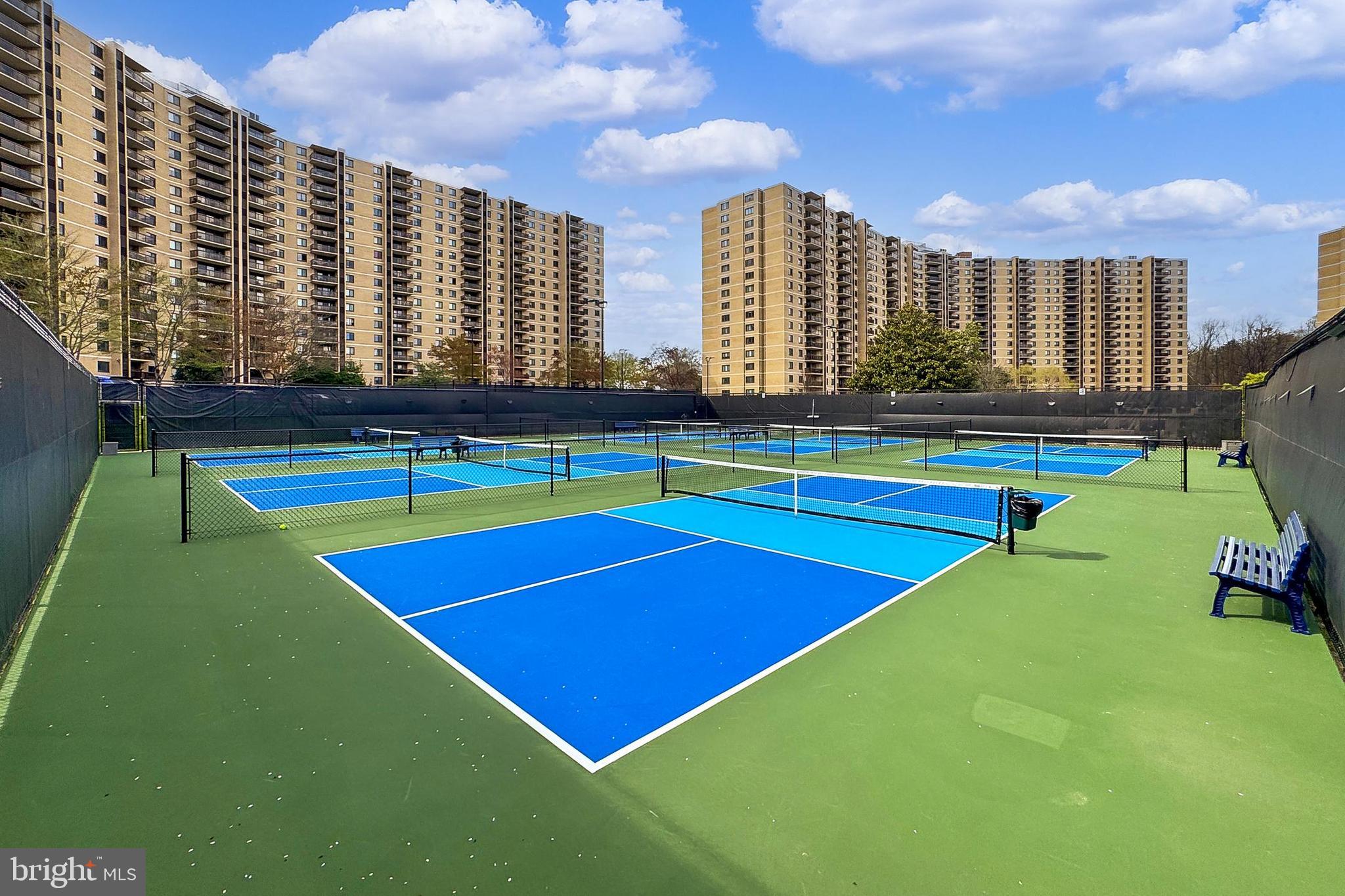 WATERGATE AT LANDMARK - Residential