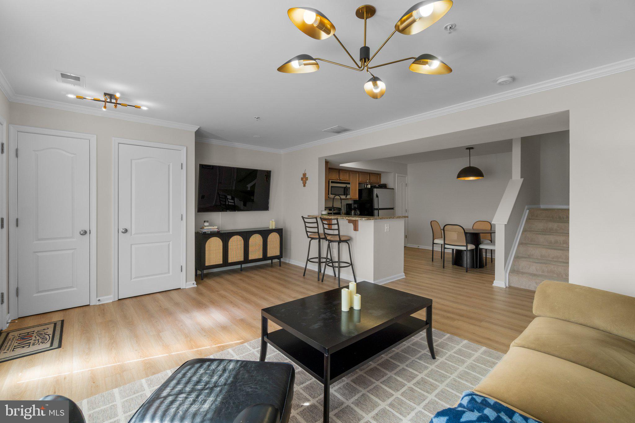 RESERVOIR RIDGE - Residential