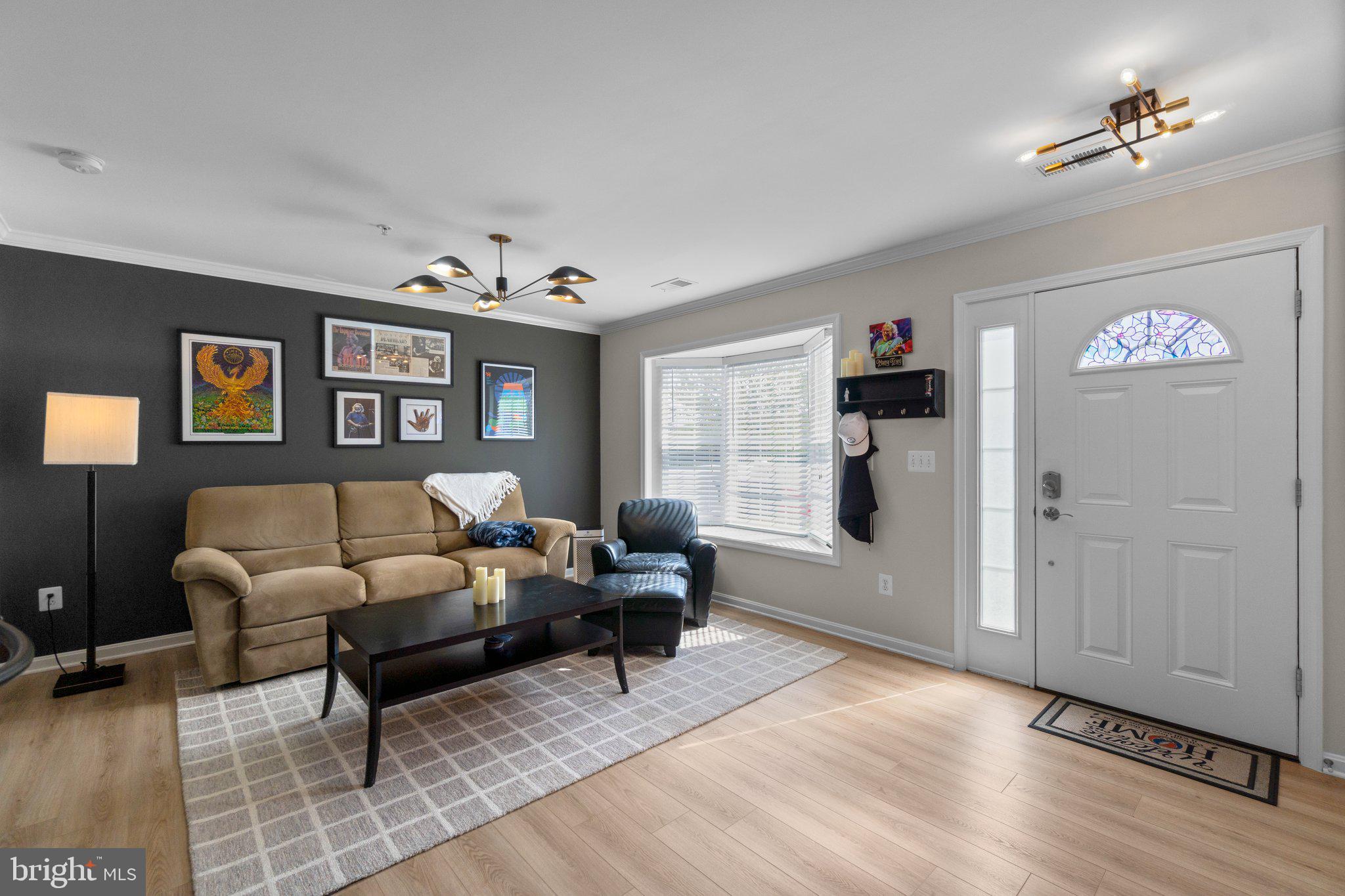 RESERVOIR RIDGE - Residential