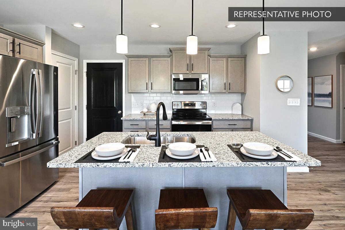 DEERFIELD ESTATES - Residential