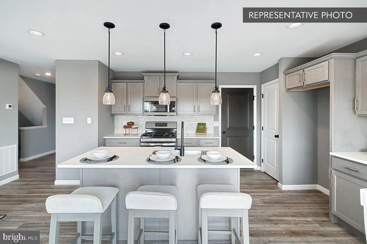 DEERFIELD ESTATES - Residential