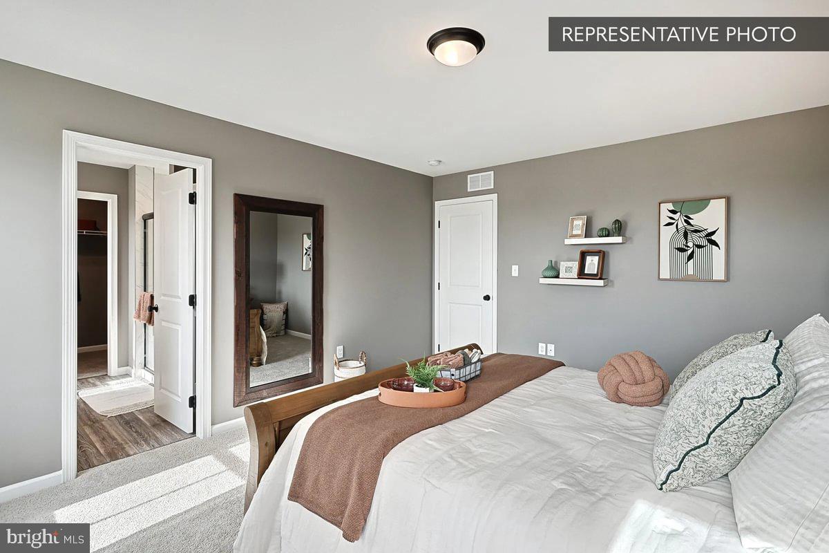 DEERFIELD ESTATES - Residential