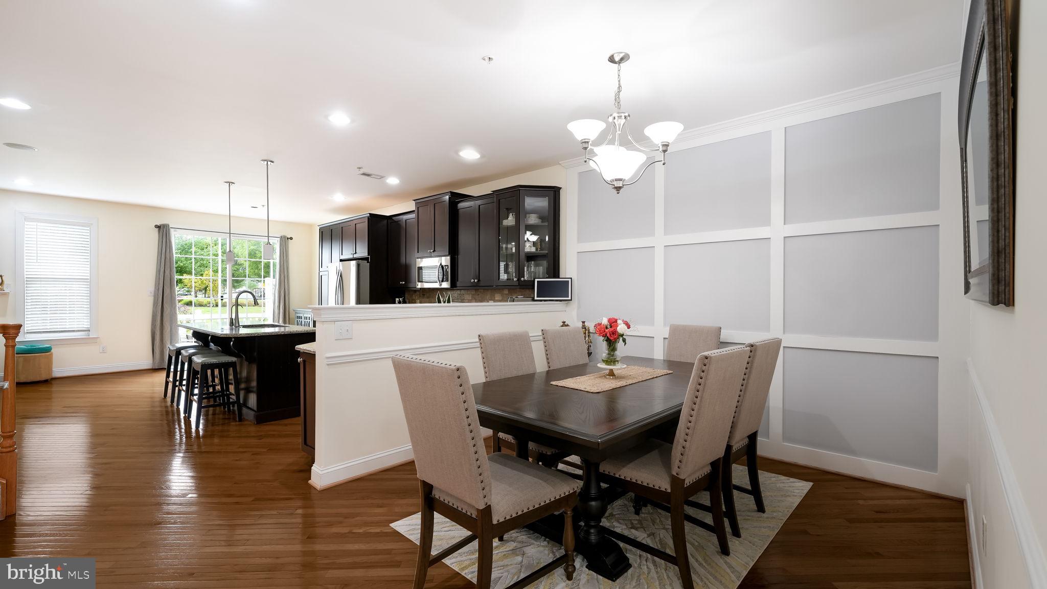 TH AT HERITAGE CNTR - Residential