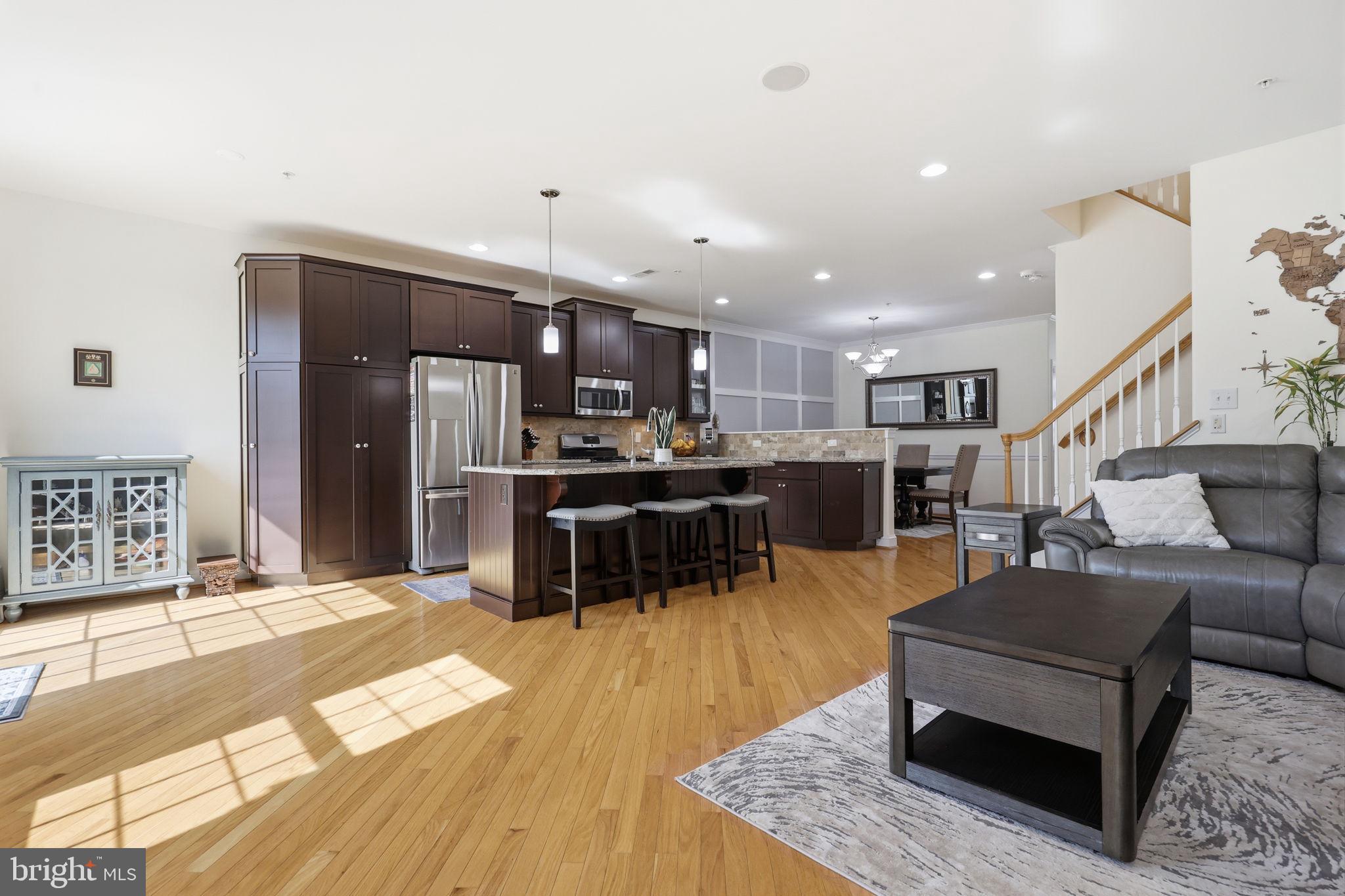 TH AT HERITAGE CNTR - Residential