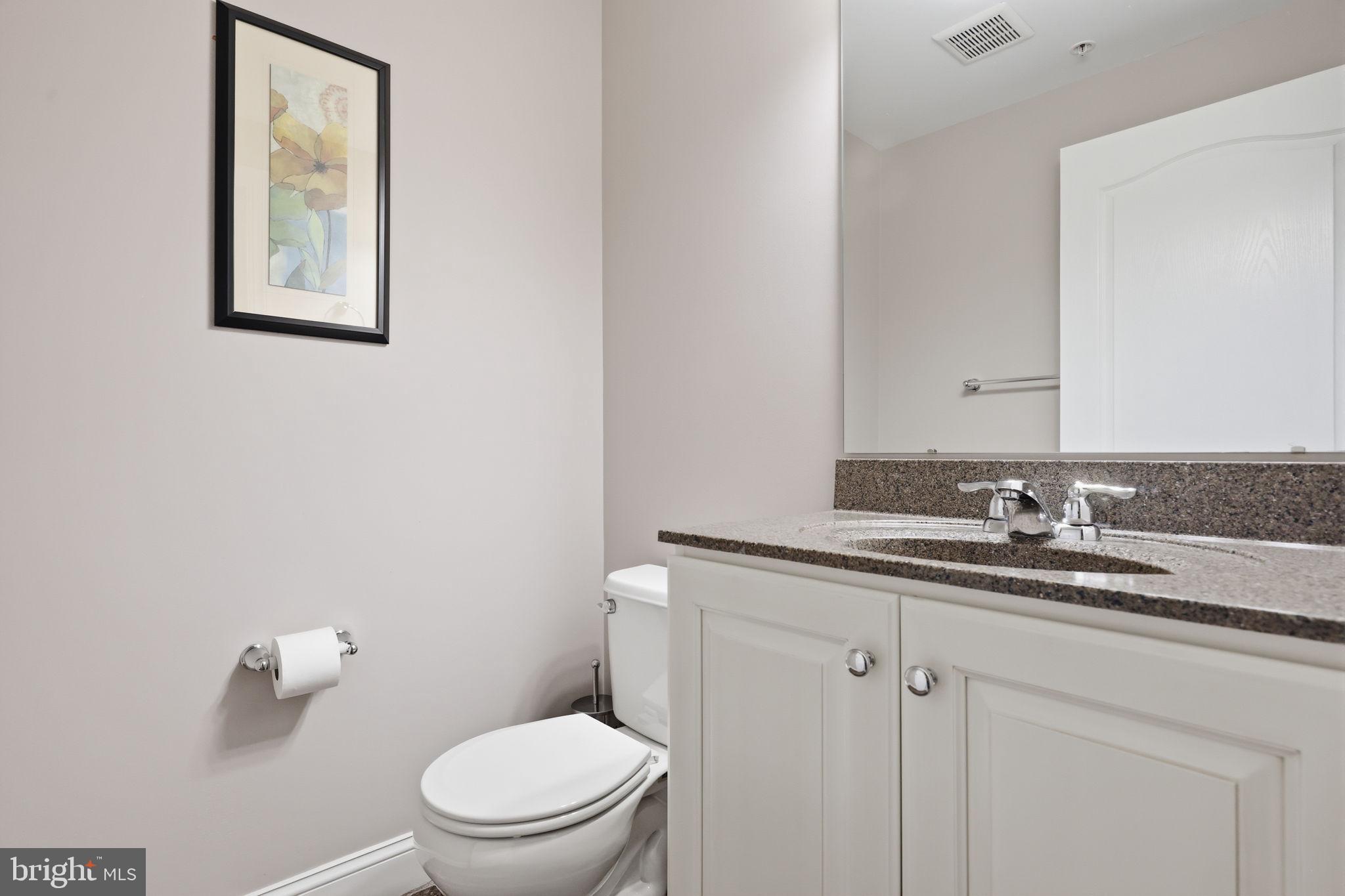 TH AT HERITAGE CNTR - Residential
