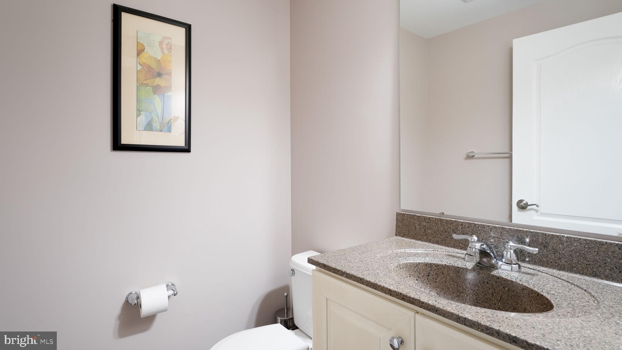 TH AT HERITAGE CNTR - Residential