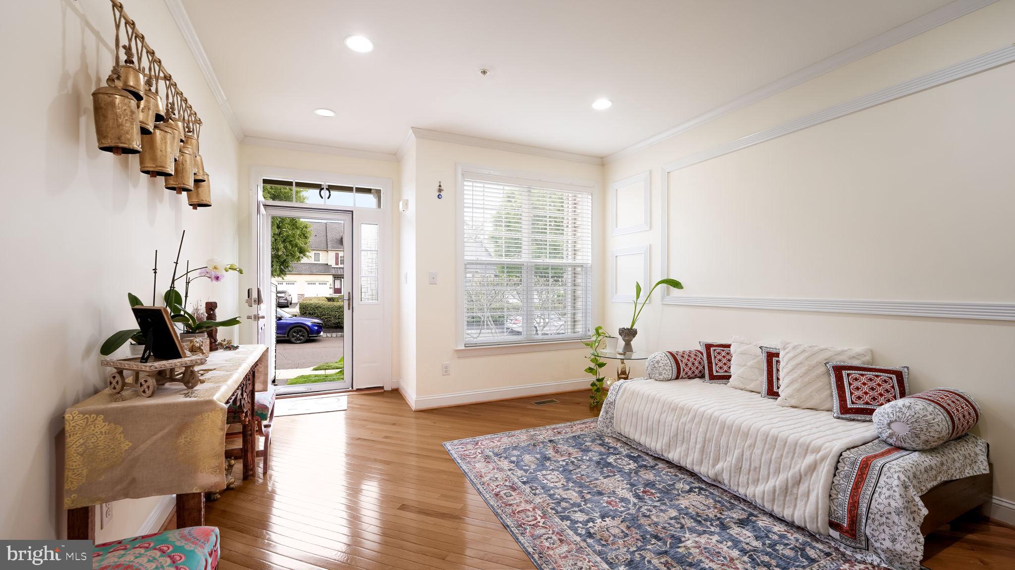TH AT HERITAGE CNTR - Residential