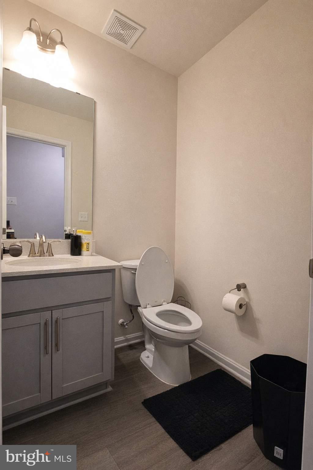 SIGNATURE CLUB - Residential Lease