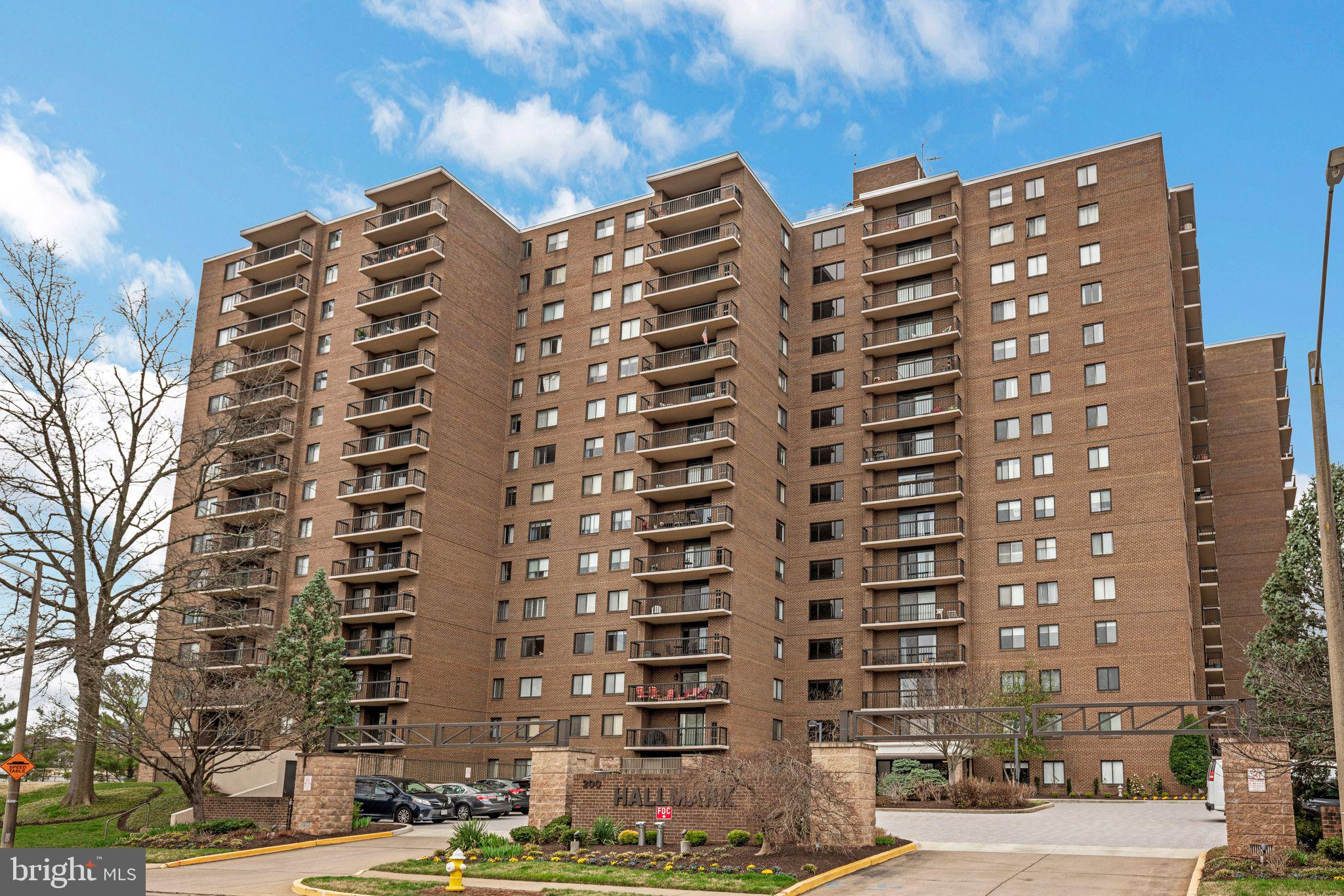 HALLMARK - Residential Lease