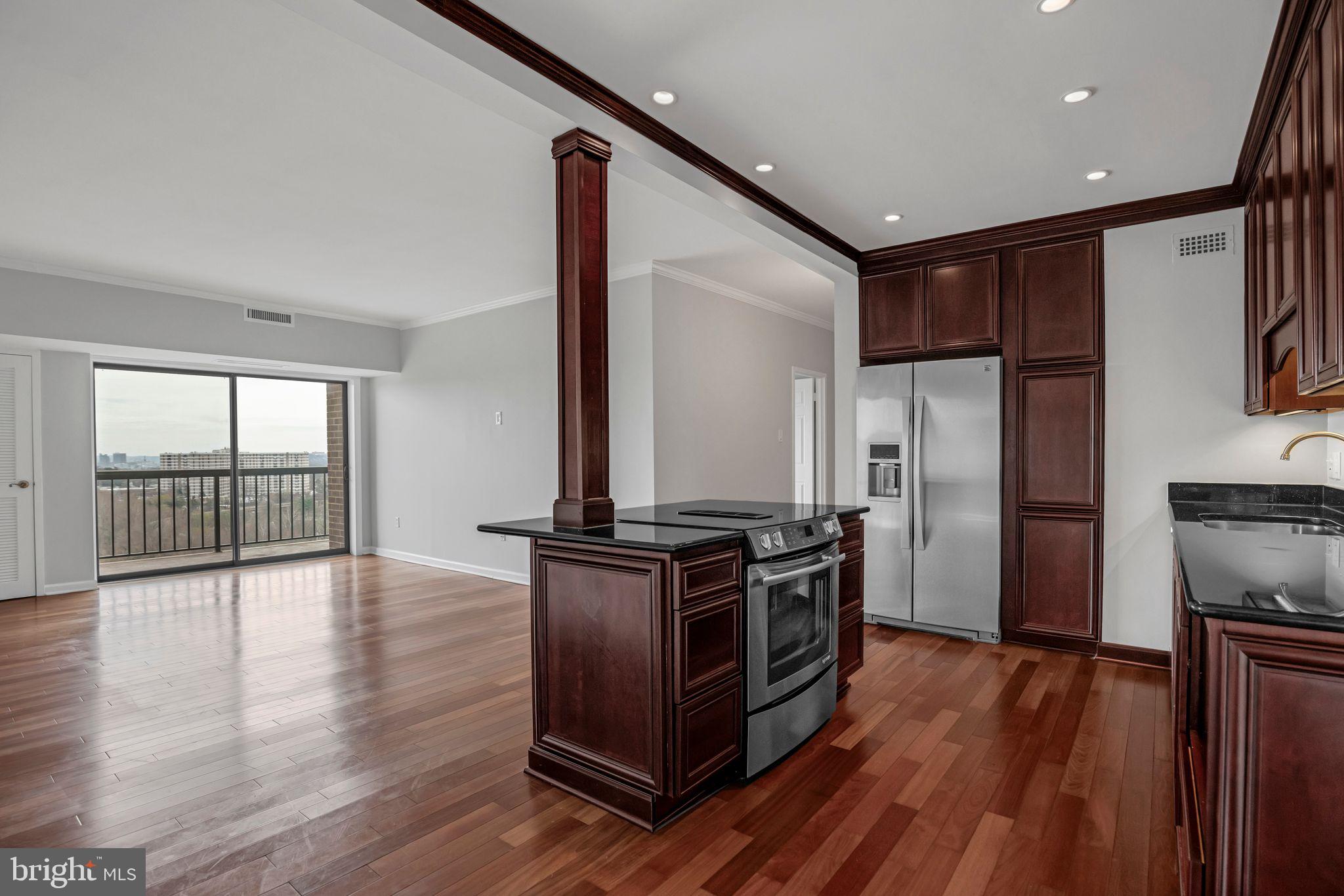 HALLMARK - Residential Lease