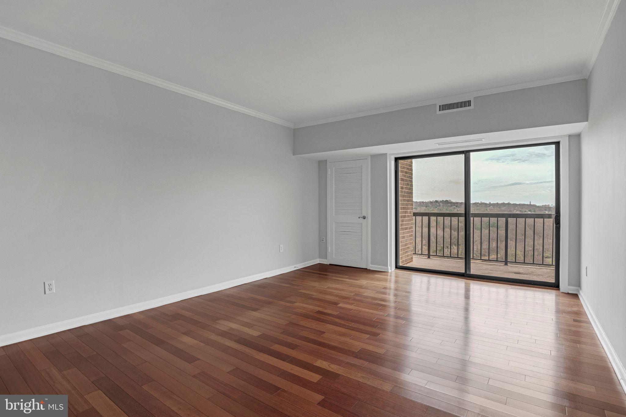 HALLMARK - Residential Lease