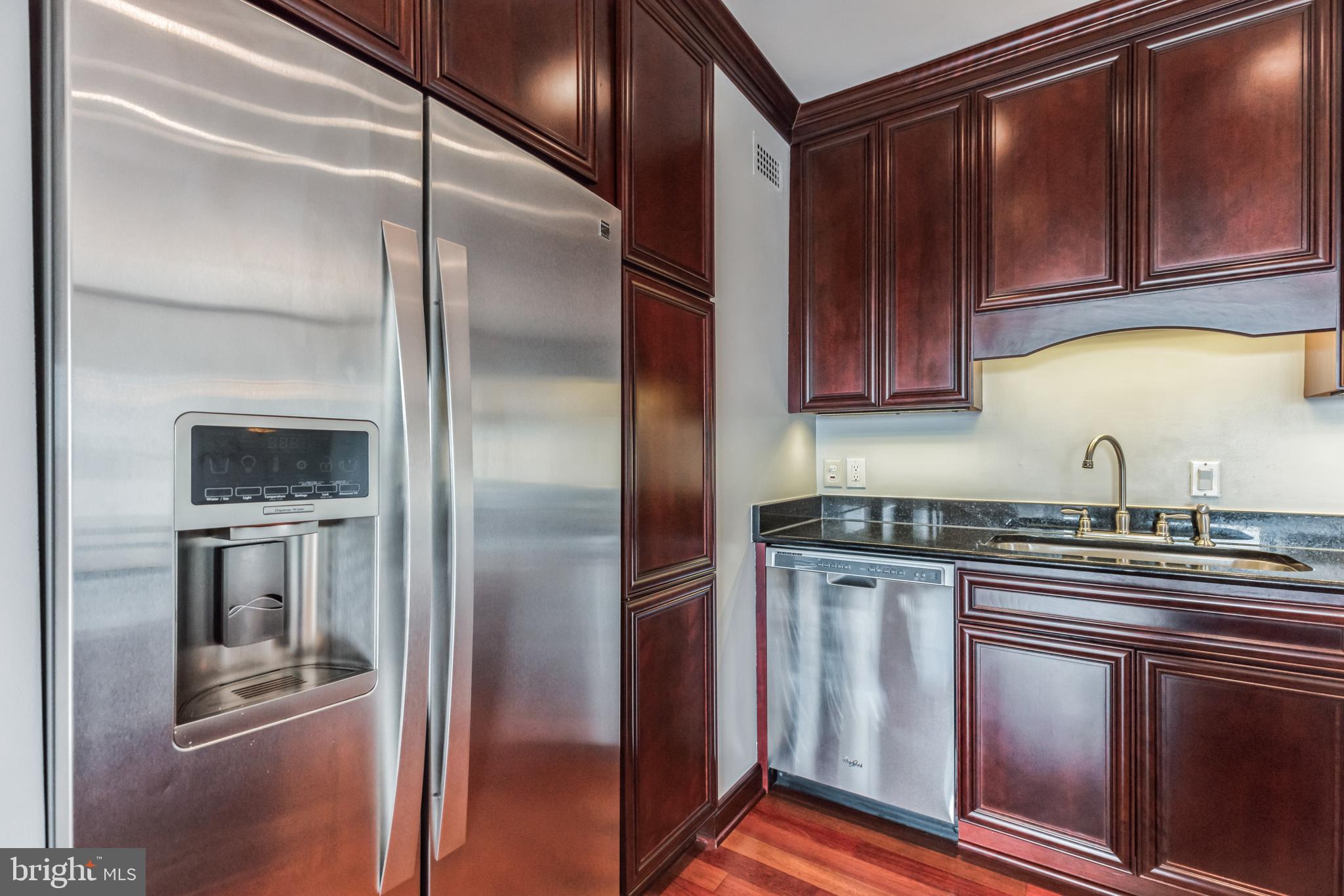 HALLMARK - Residential Lease