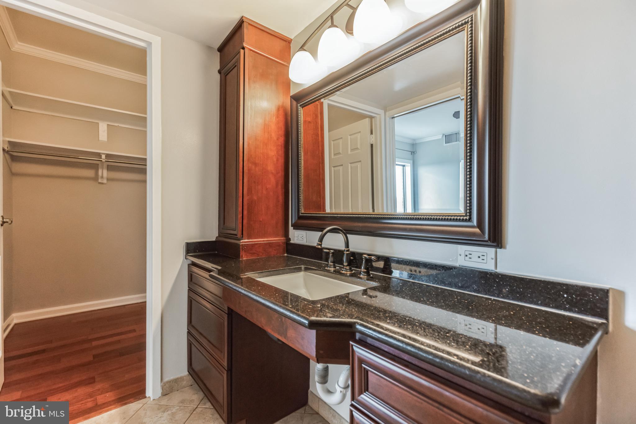 HALLMARK - Residential Lease