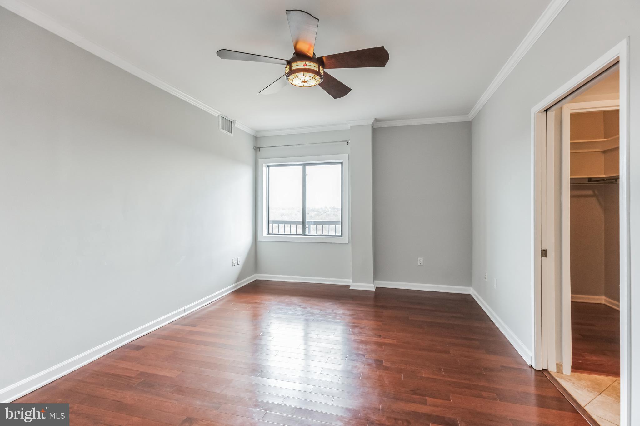 HALLMARK - Residential Lease