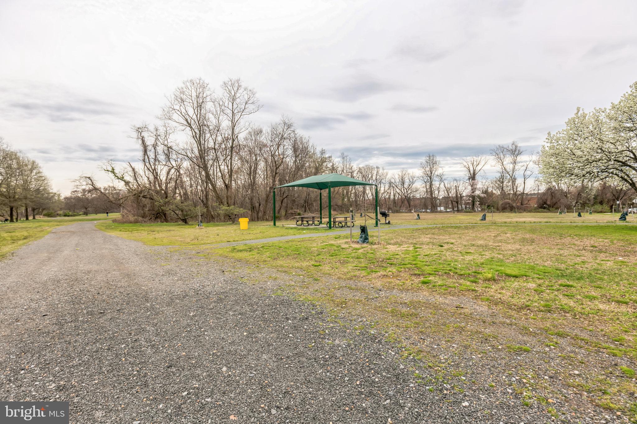 HALLMARK - Residential Lease