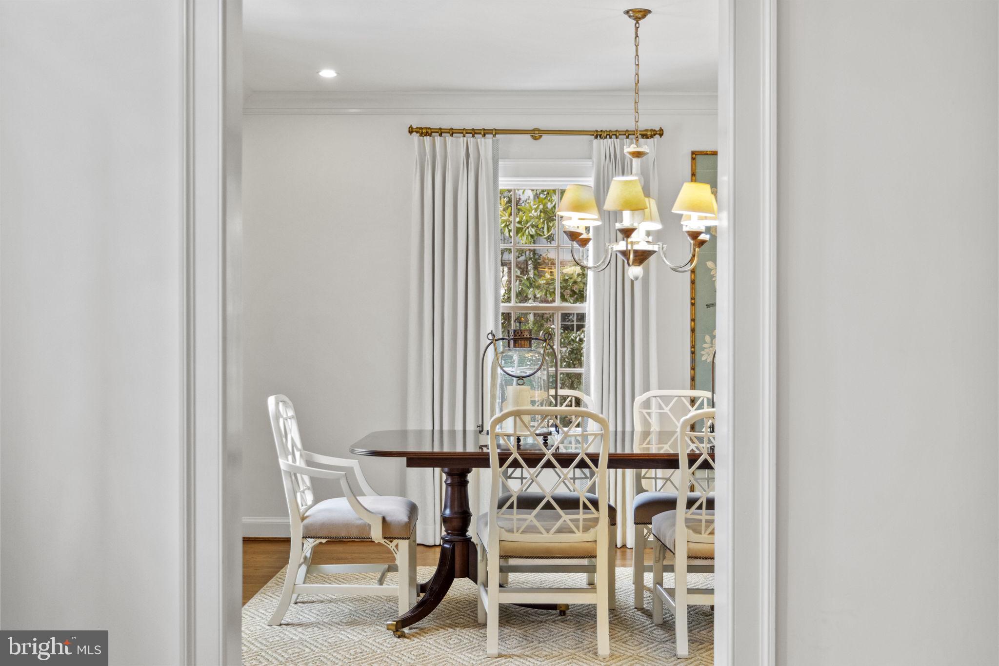 WOODLEY PARK - Residential