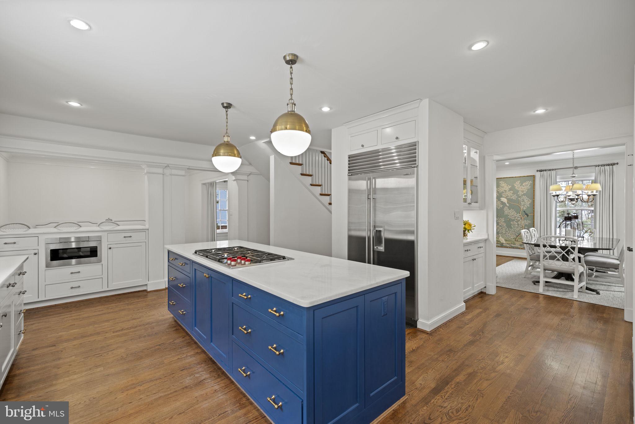 WOODLEY PARK - Residential