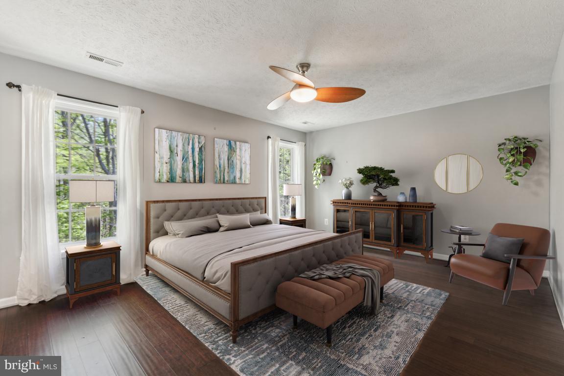 PRESIDENTIAL LAKES - Residential