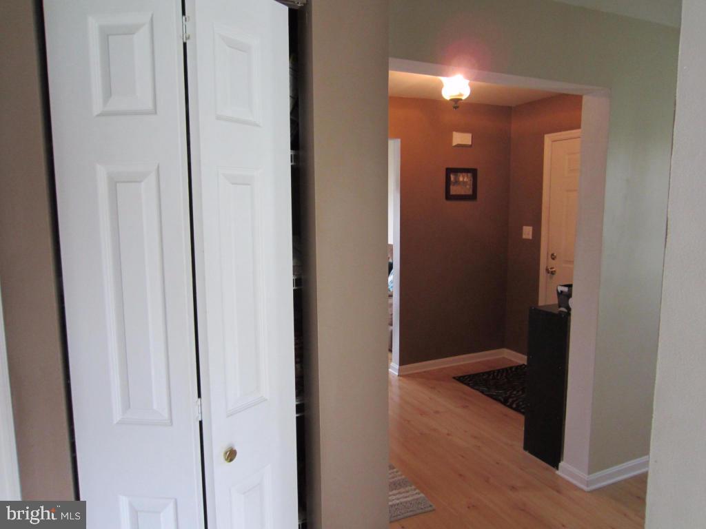 OAKVIEW VILLAGE - Residential