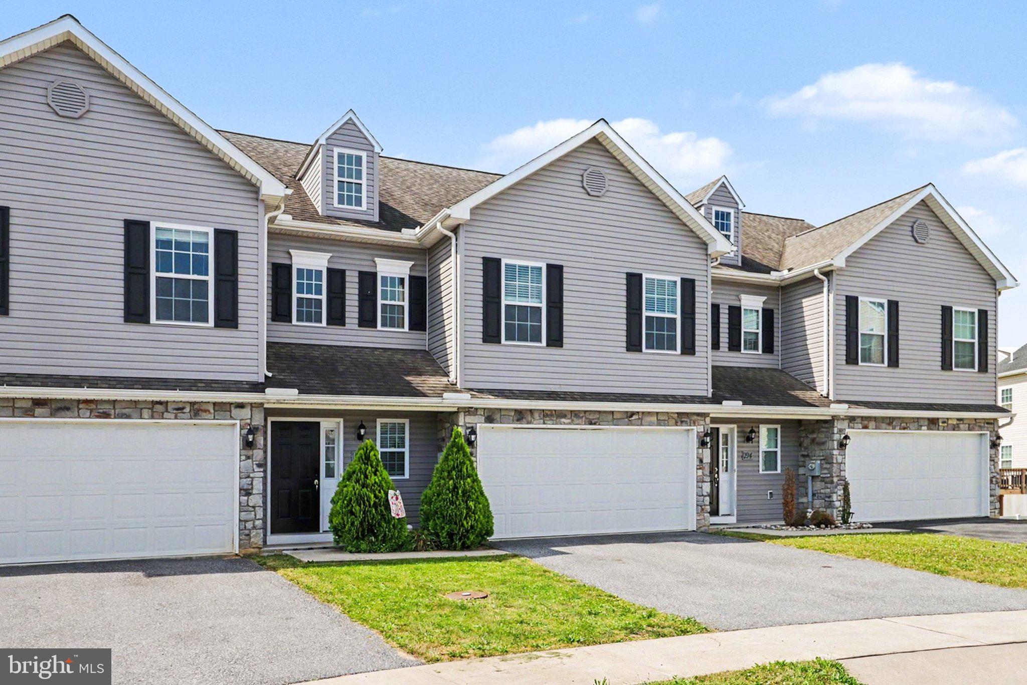 Welcome to this well-maintained townhome offering over 1,900 square feet of living space. The kitchen features plenty of cabinetry, generous counter space, and room to gather, whether you're preparing dinner or entertaining family and friends.
The main level offers a comfortable layout for everyday living, while sliding glass doors lead to a deck overlooking the backyard. The unfinished lower level provides excellent storage space and the opportunity to finish it in the future for additional living area. A two-car garage adds even more convenience.
Upstairs, you'll find a spacious primary suite with a private full bath and large walk-in closet, along with two additional bedrooms and a second full bathroom. A powder room on the main level adds everyday practicality.
Additional highlights include ample closet space throughout and a low annual HOA fee of just $300, which covers common area maintenance.
Conveniently located near shopping, dining, schools, and major commuter routes, this home offers the space, layout, and convenience. Schedule your private showing today.