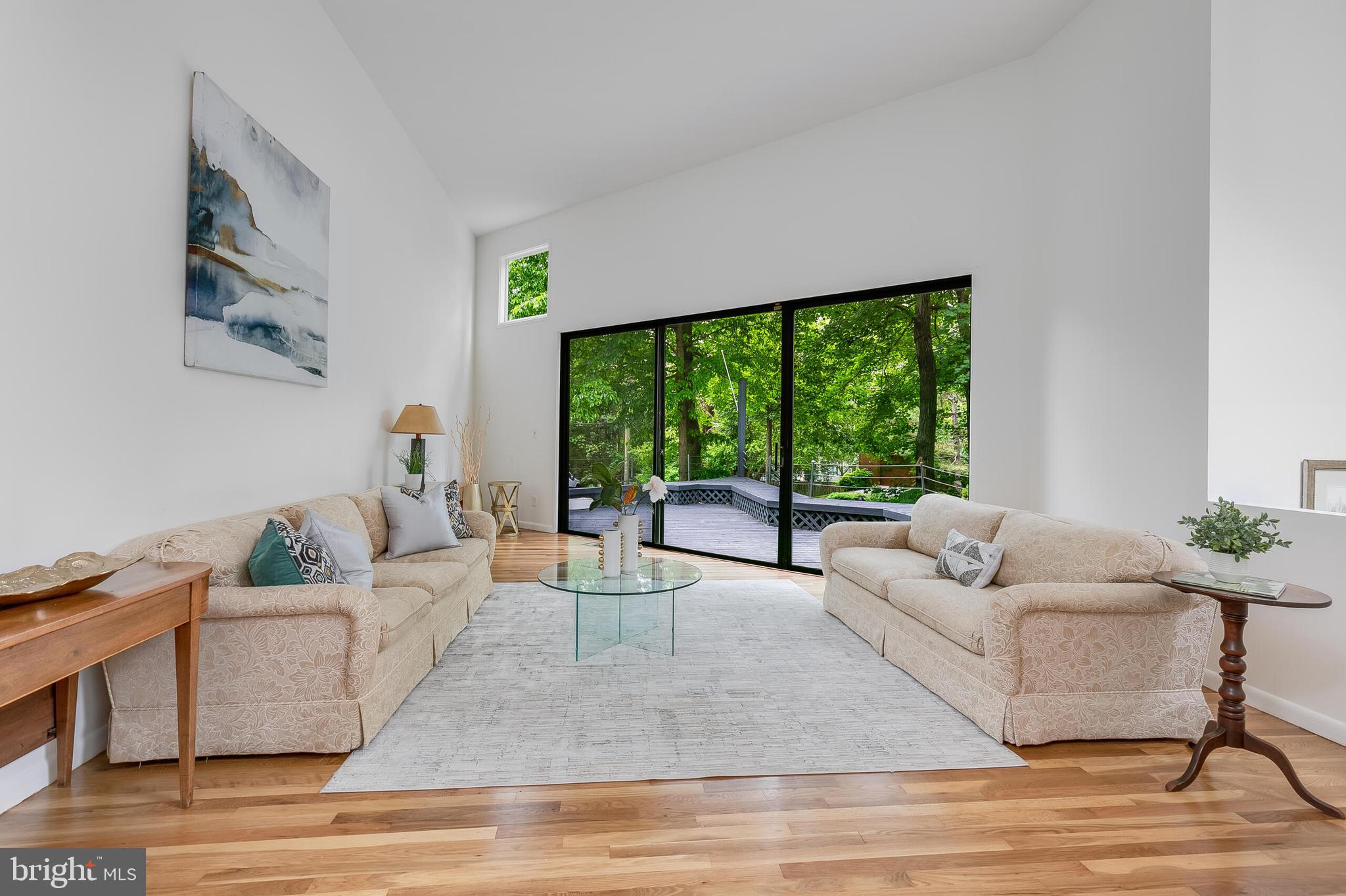 BEVERLY MANOR - Residential