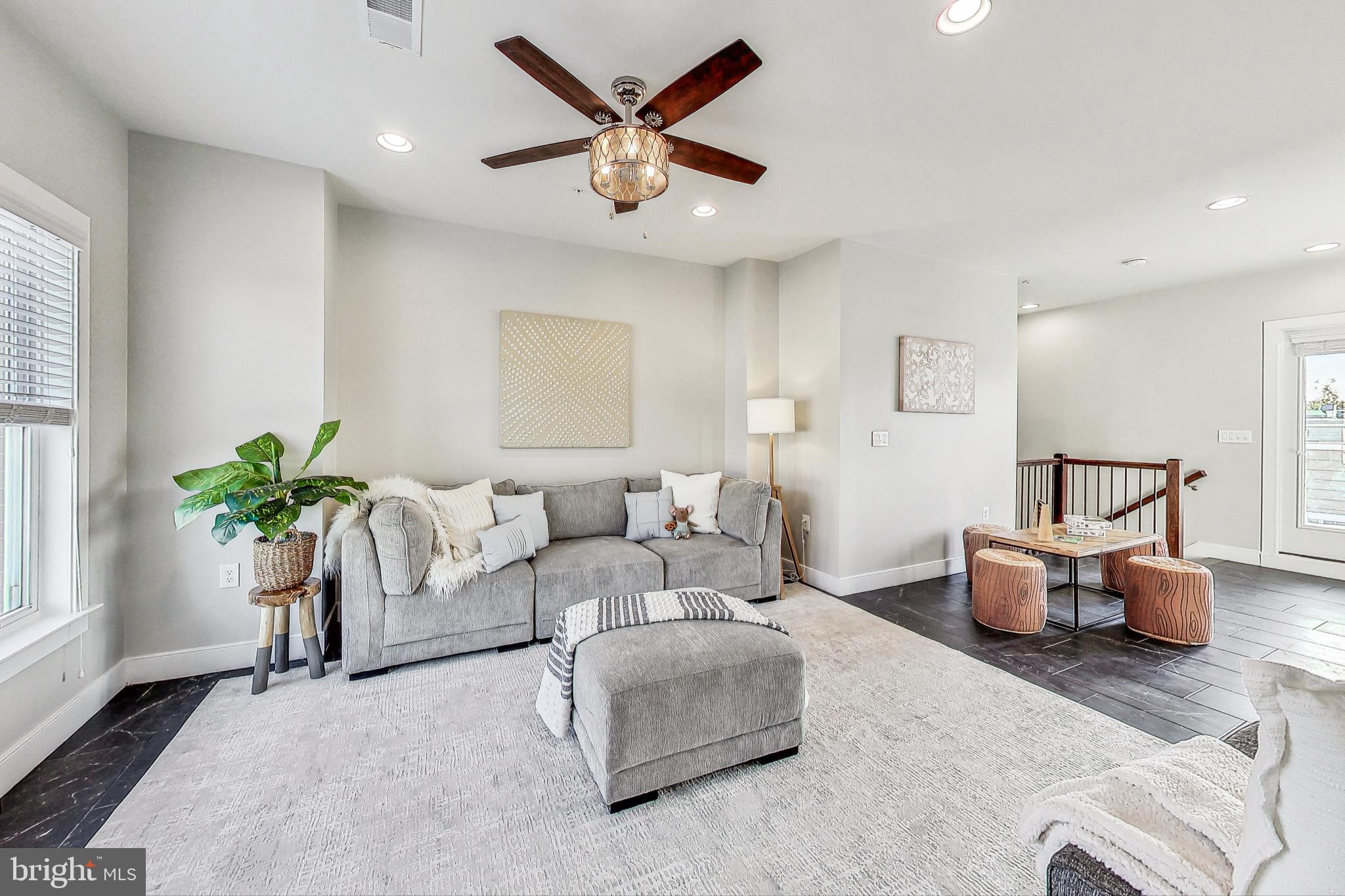 POTOMAC  YARDS - Residential