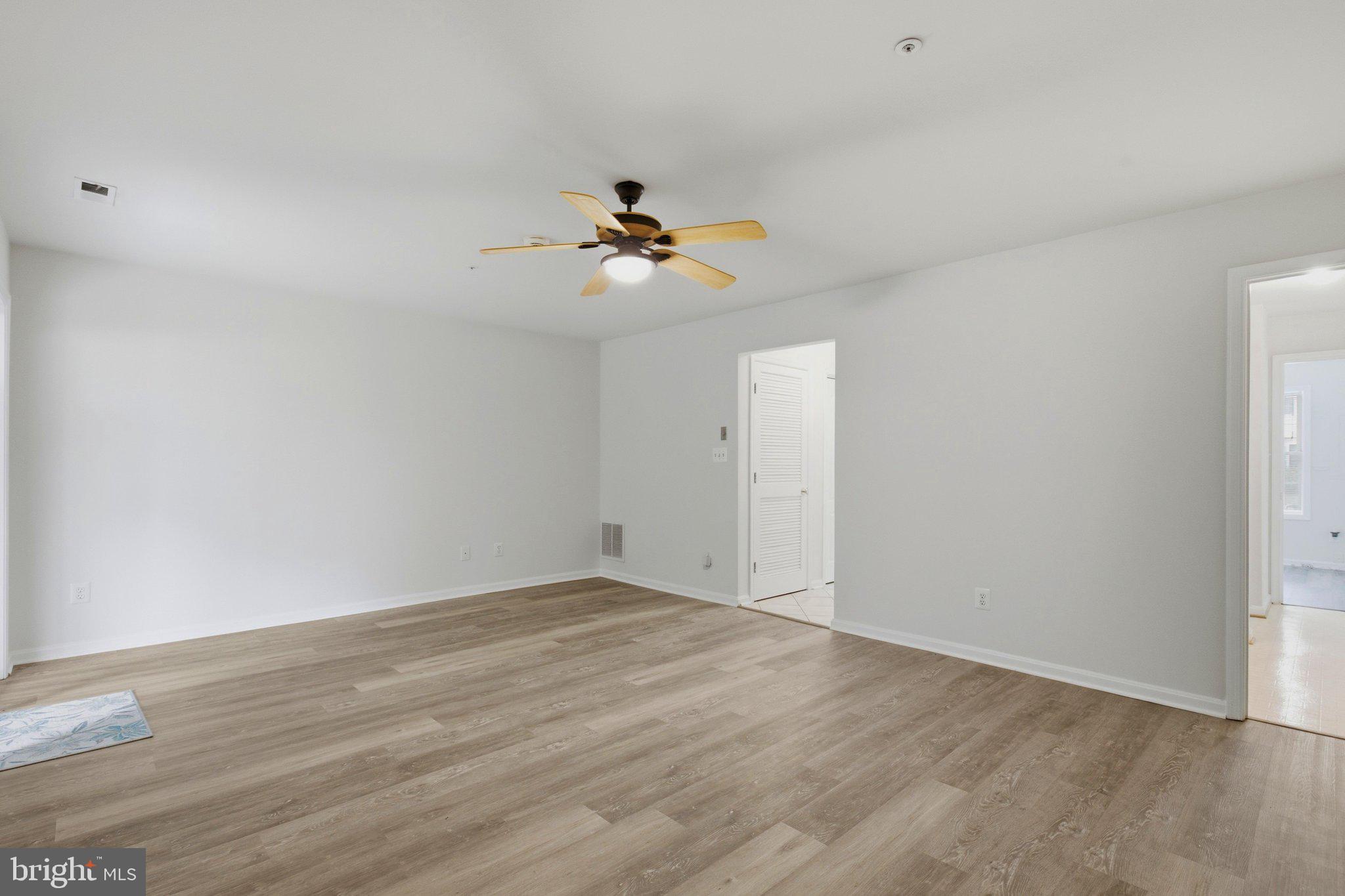QUAIL RUN SOUTH - Residential