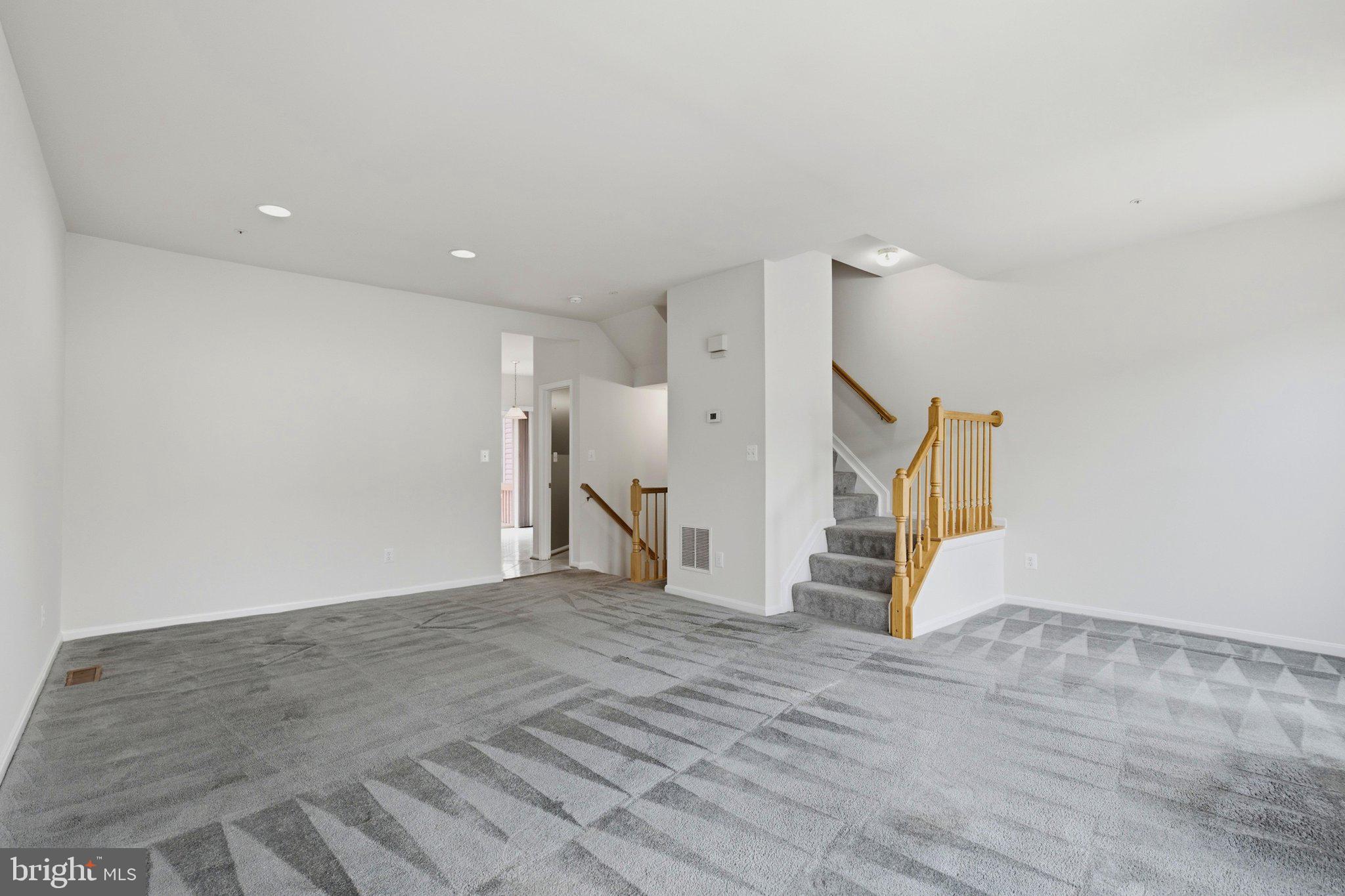 QUAIL RUN SOUTH - Residential