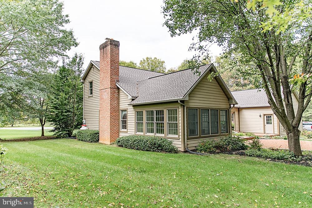 LEXINGTON MANOR - Residential
