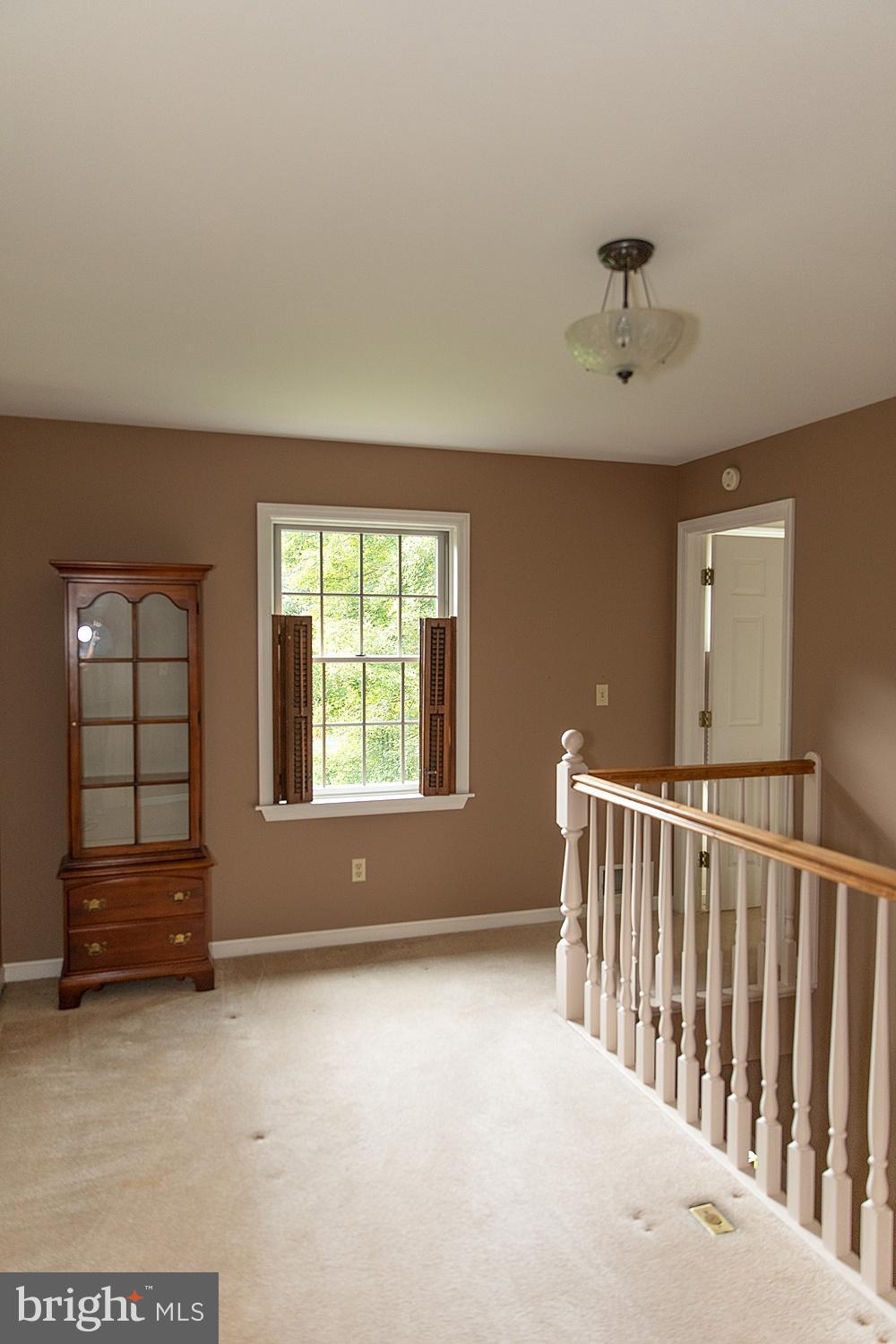 LEXINGTON MANOR - Residential