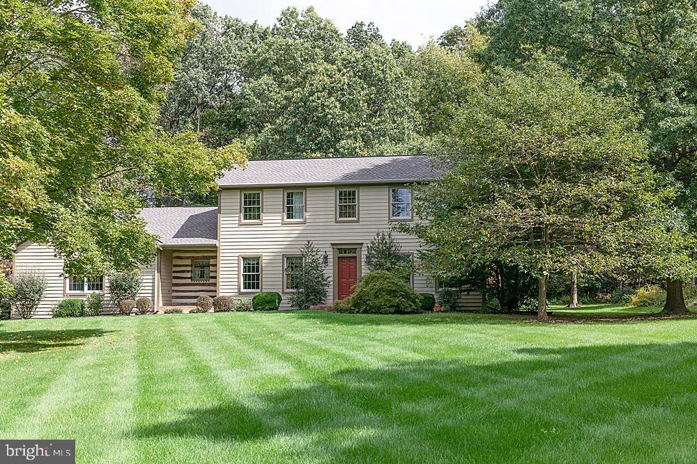 LEXINGTON MANOR - Residential