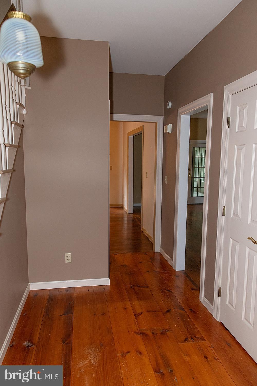 LEXINGTON MANOR - Residential