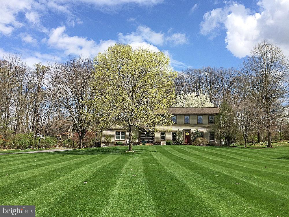 LEXINGTON MANOR - Residential