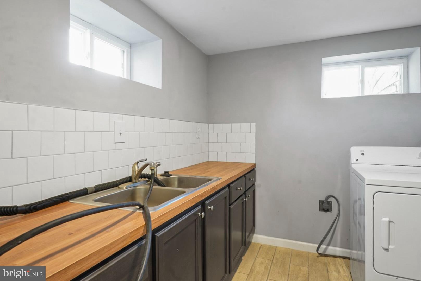 LAWRENCE C MOORE SUB - Residential Lease